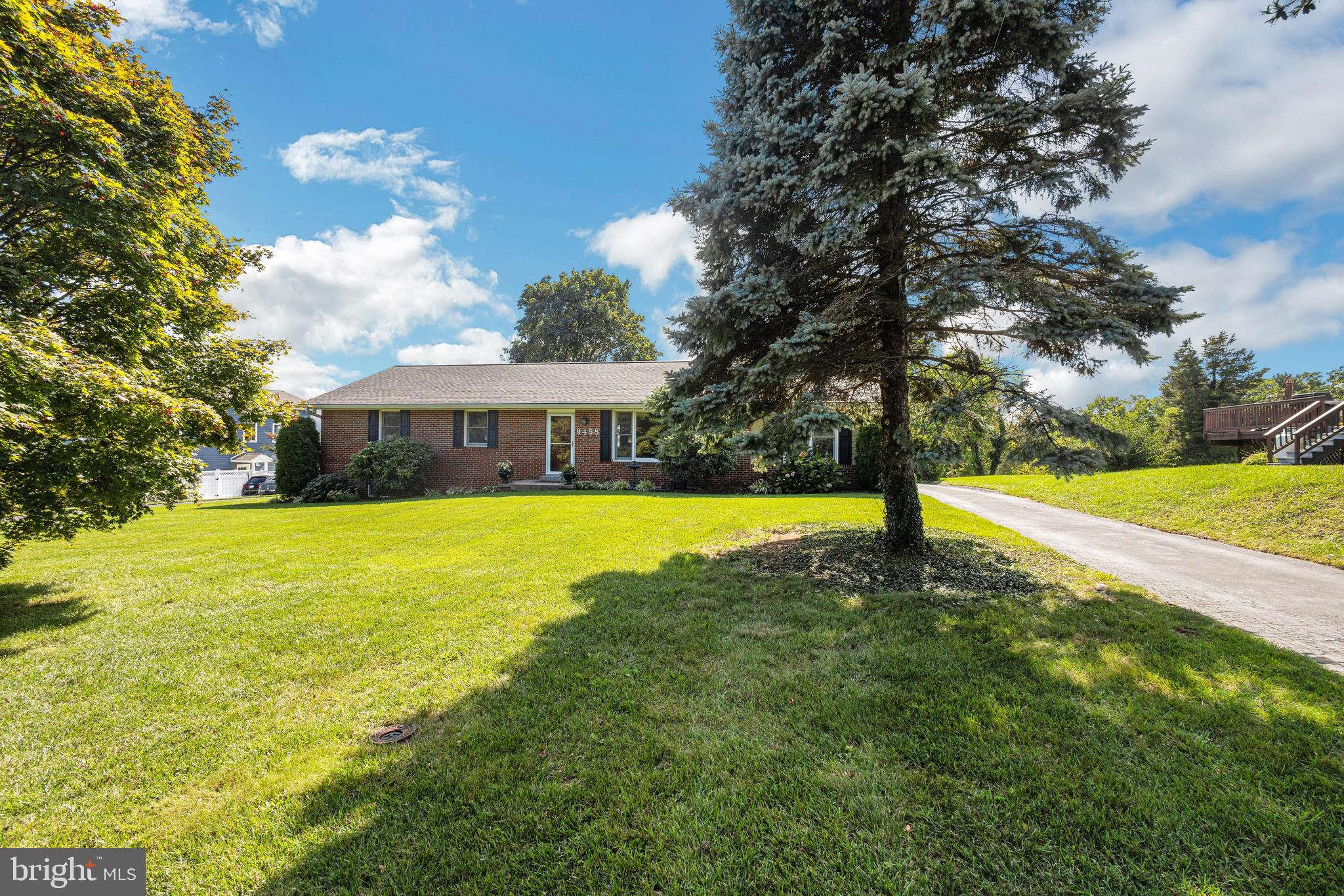 DAMASCUS OUTSIDE - Residential