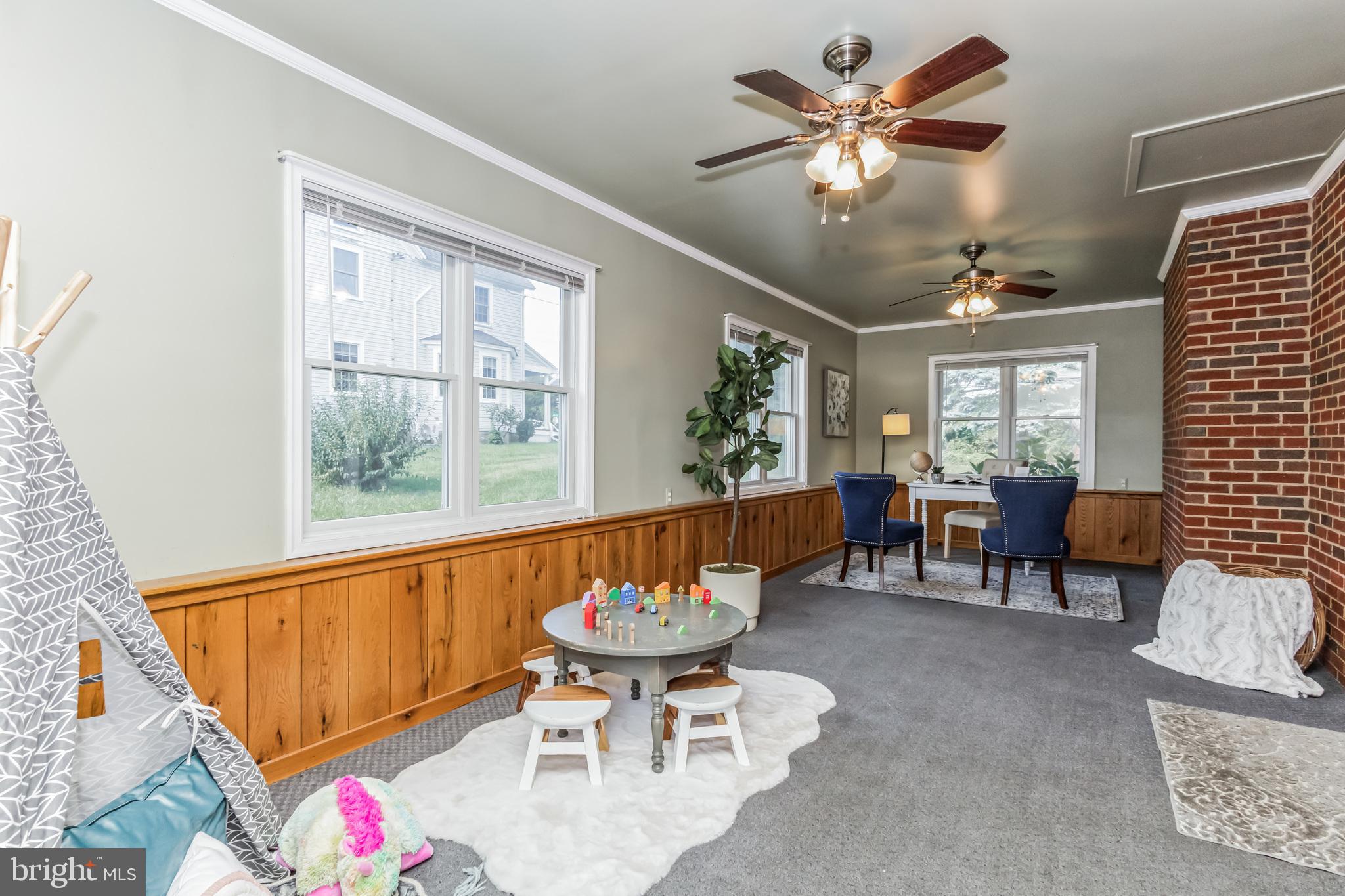 DAMASCUS OUTSIDE - Residential