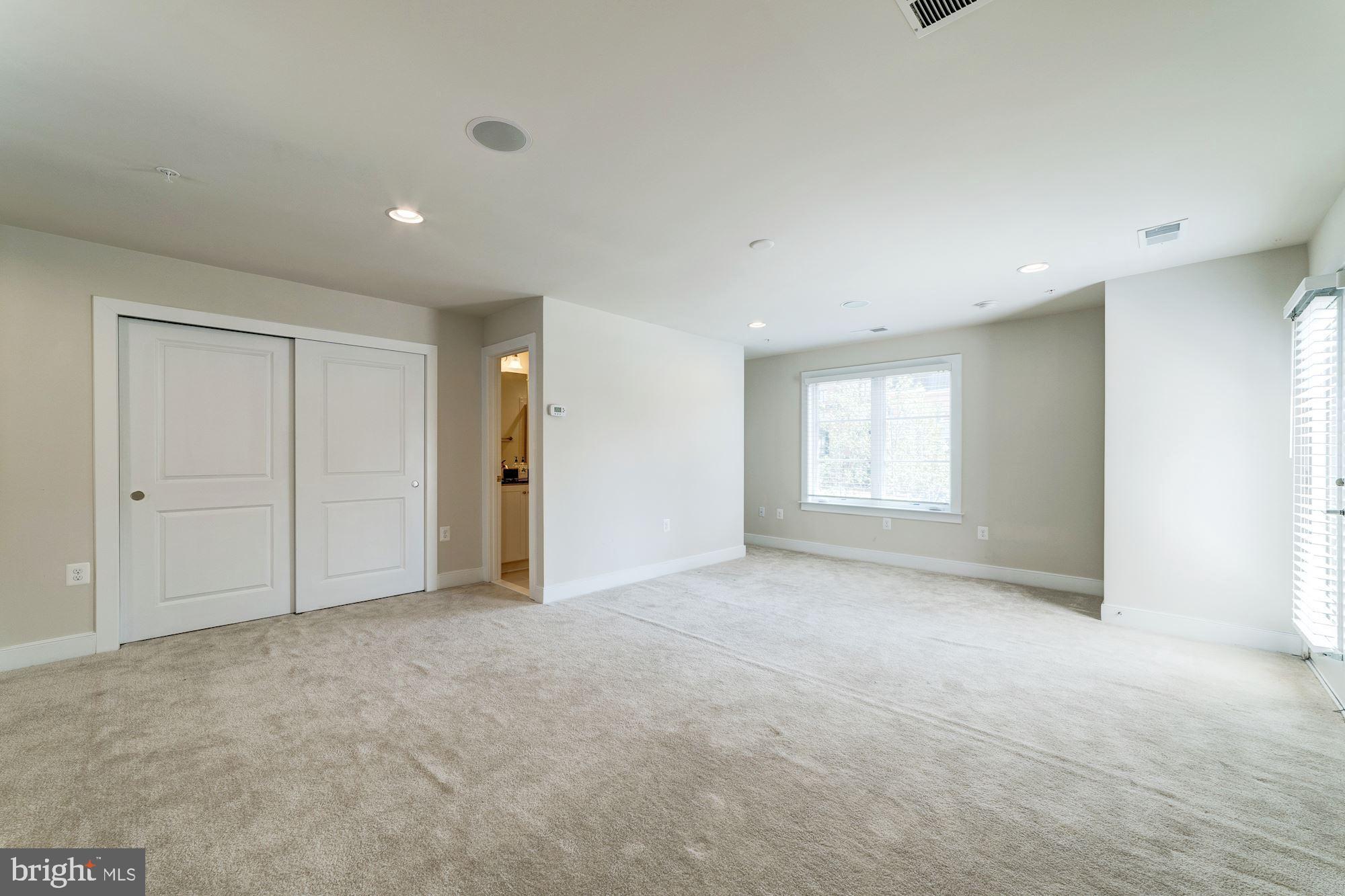 POTOMAC YARD - Residential