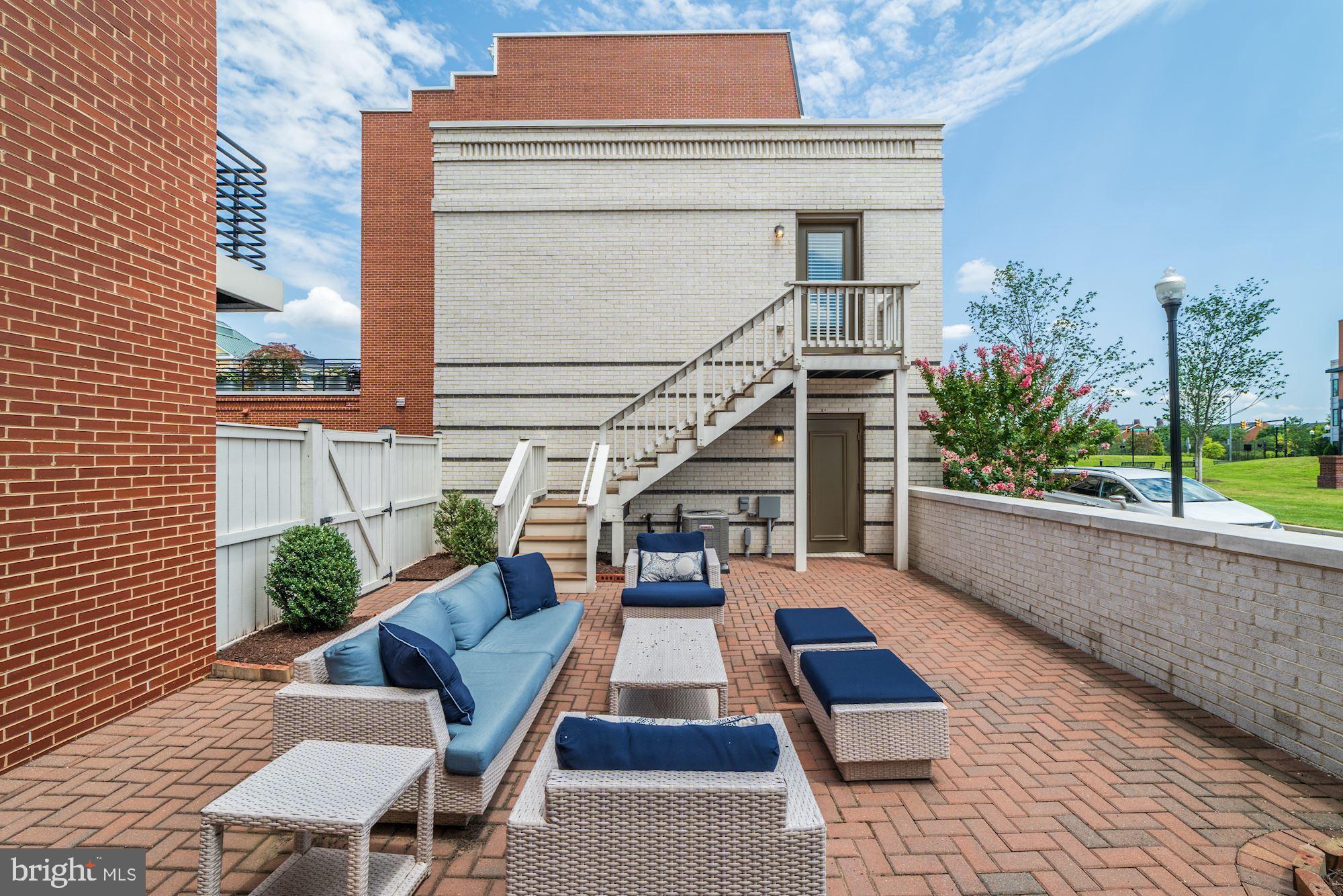 POTOMAC YARD - Residential