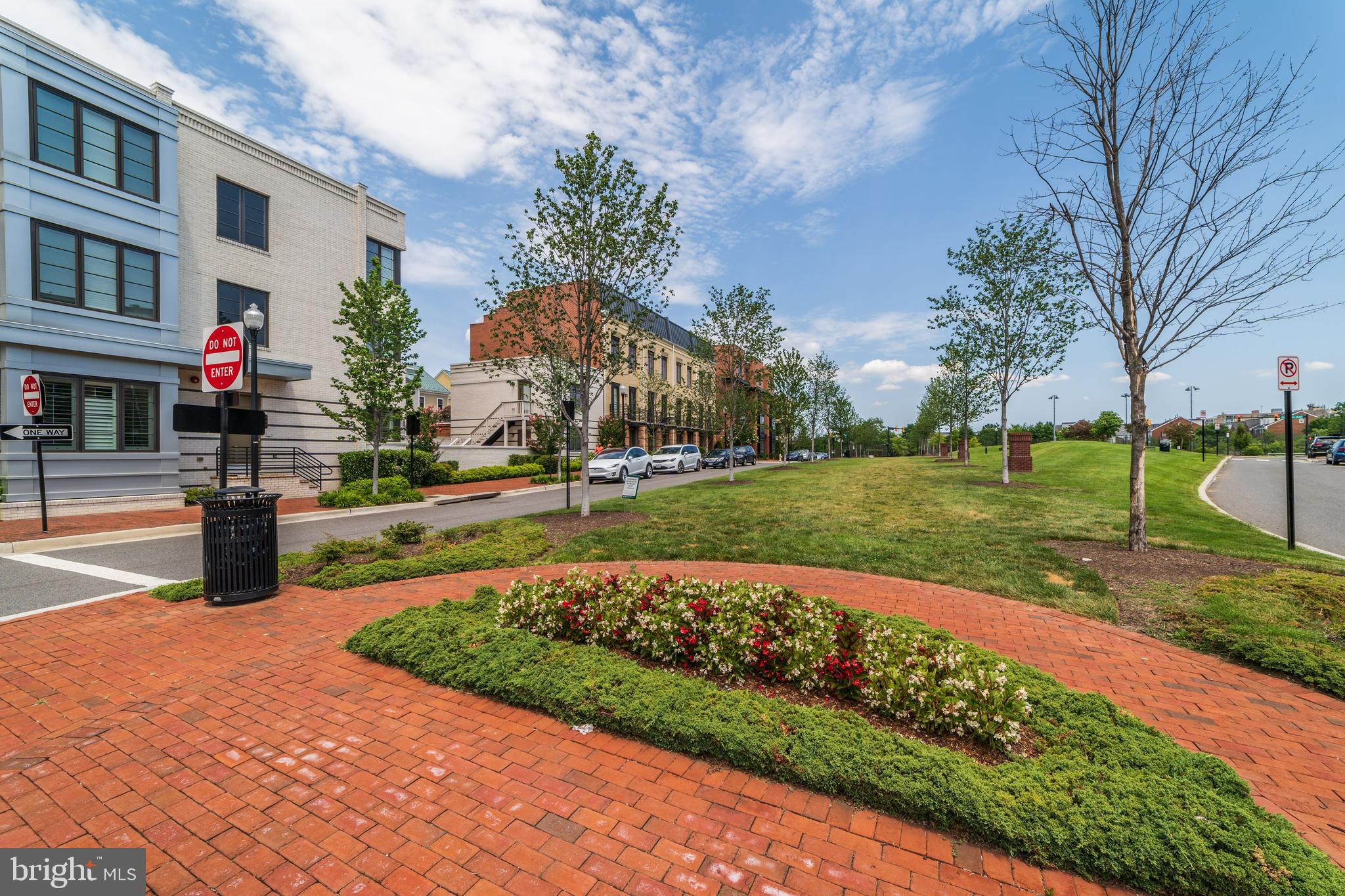 POTOMAC YARD - Residential