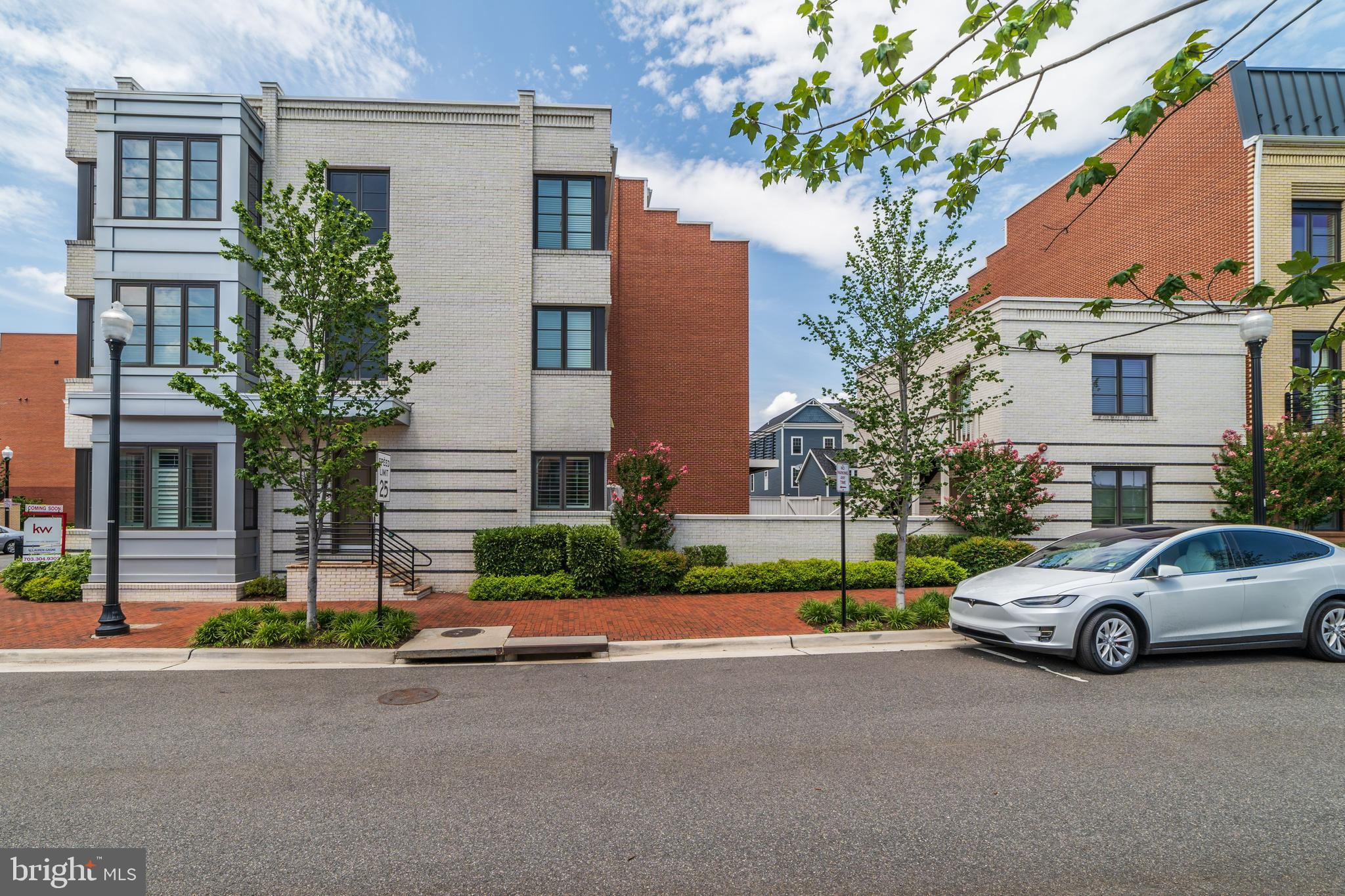 POTOMAC YARD - Residential