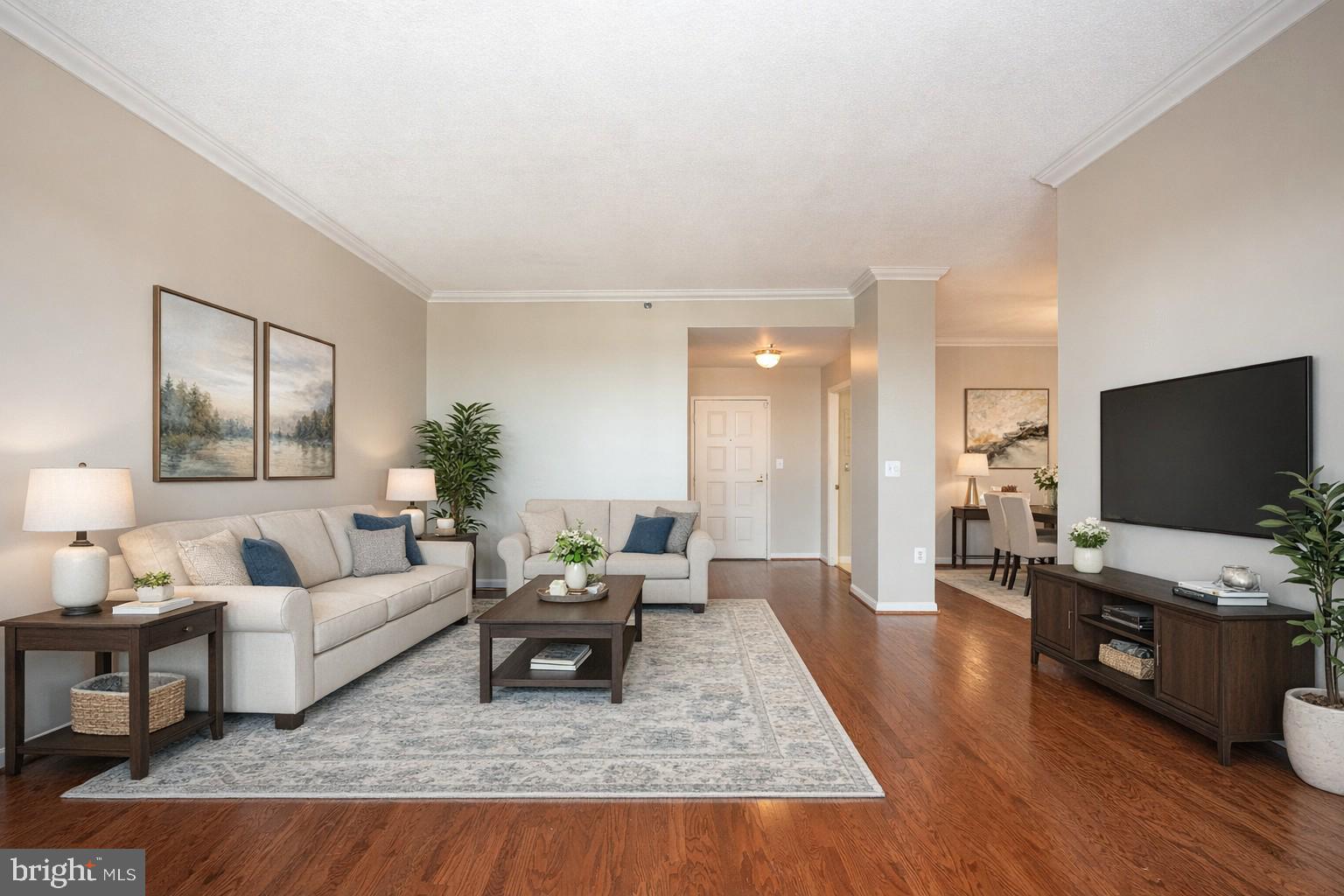 VANTAGE POINT EAST @ LEISURE WORLD - Residential