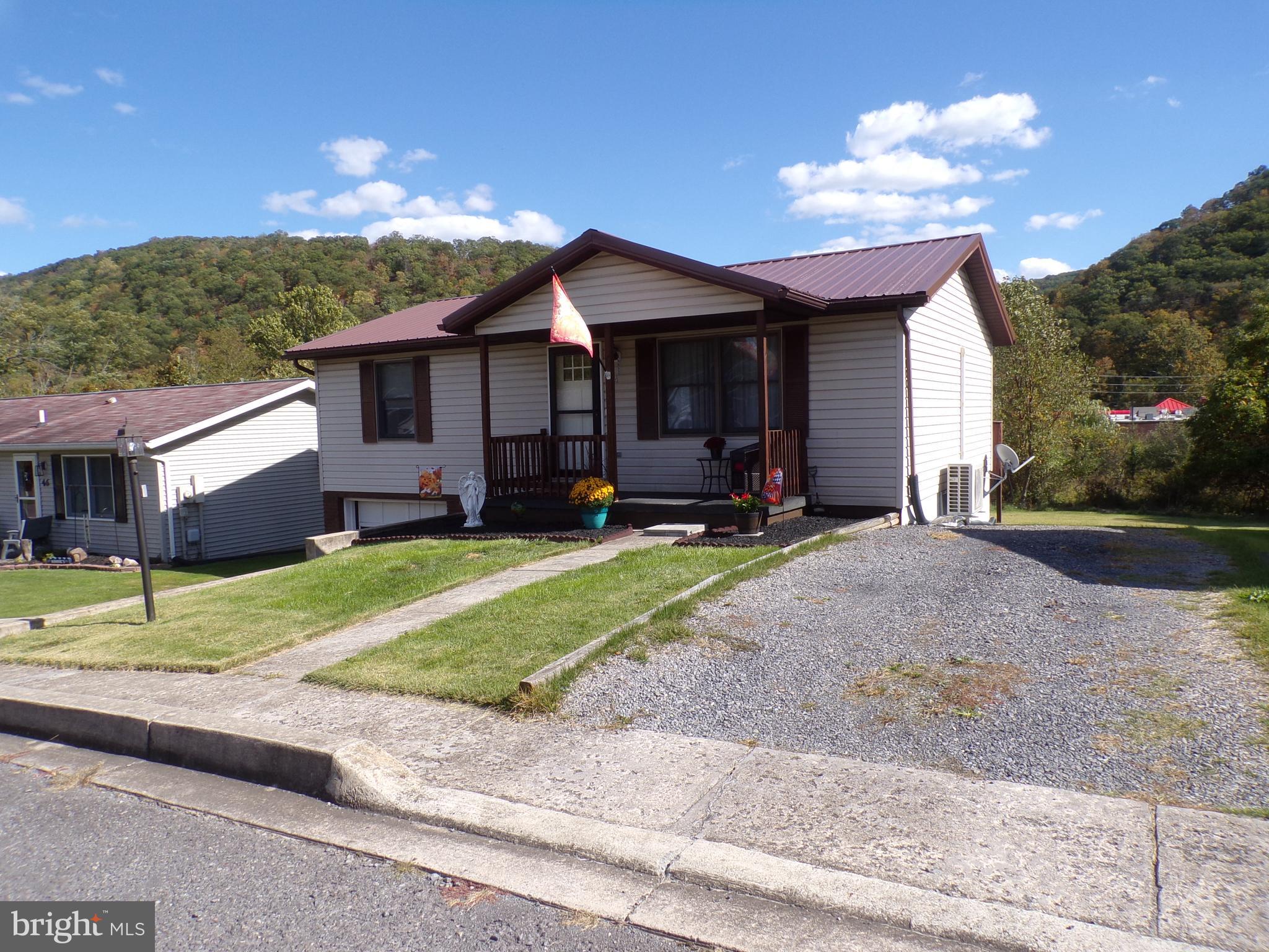 F PARIS SMITH - Residential