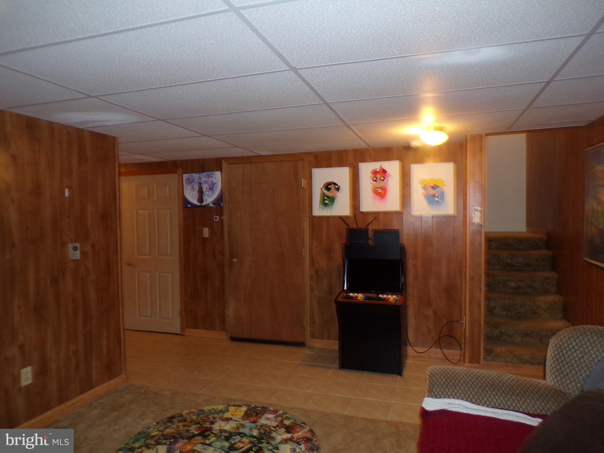 F PARIS SMITH - Residential