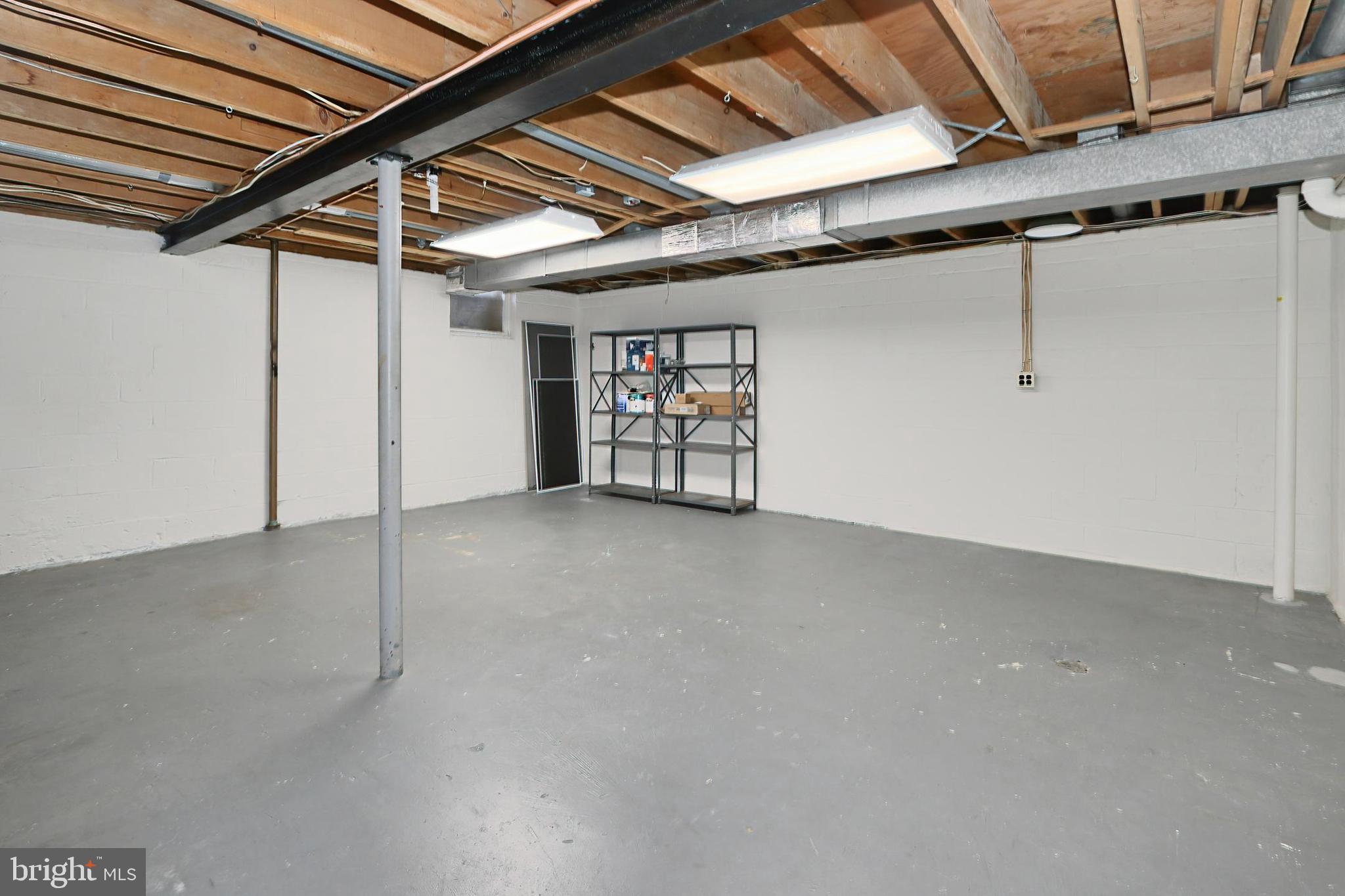 KEENE MILL MANOR - Residential