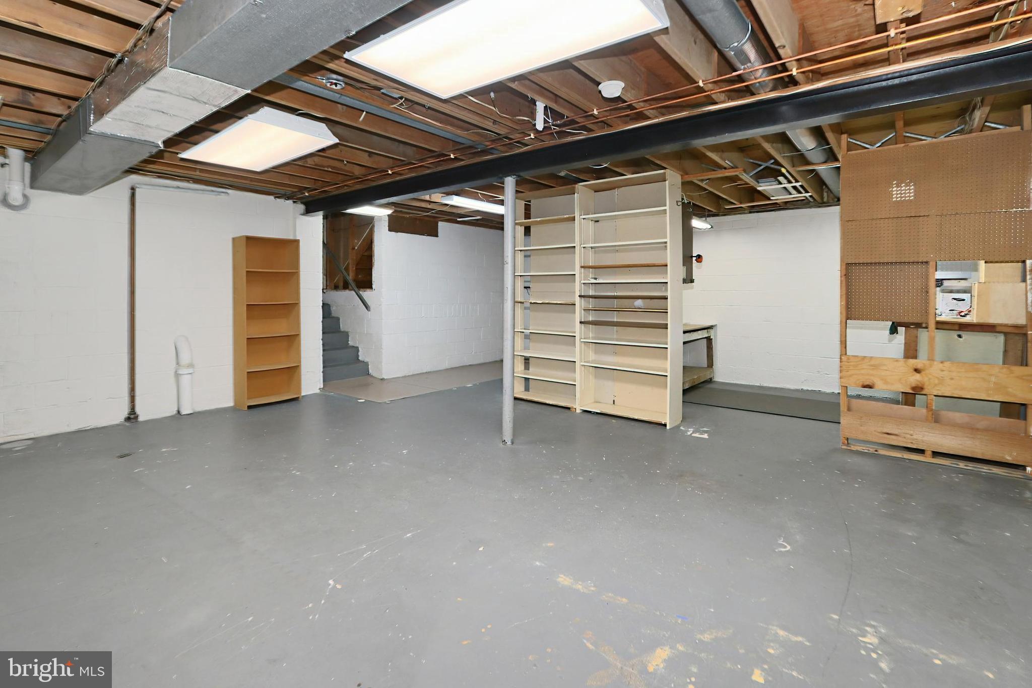 KEENE MILL MANOR - Residential