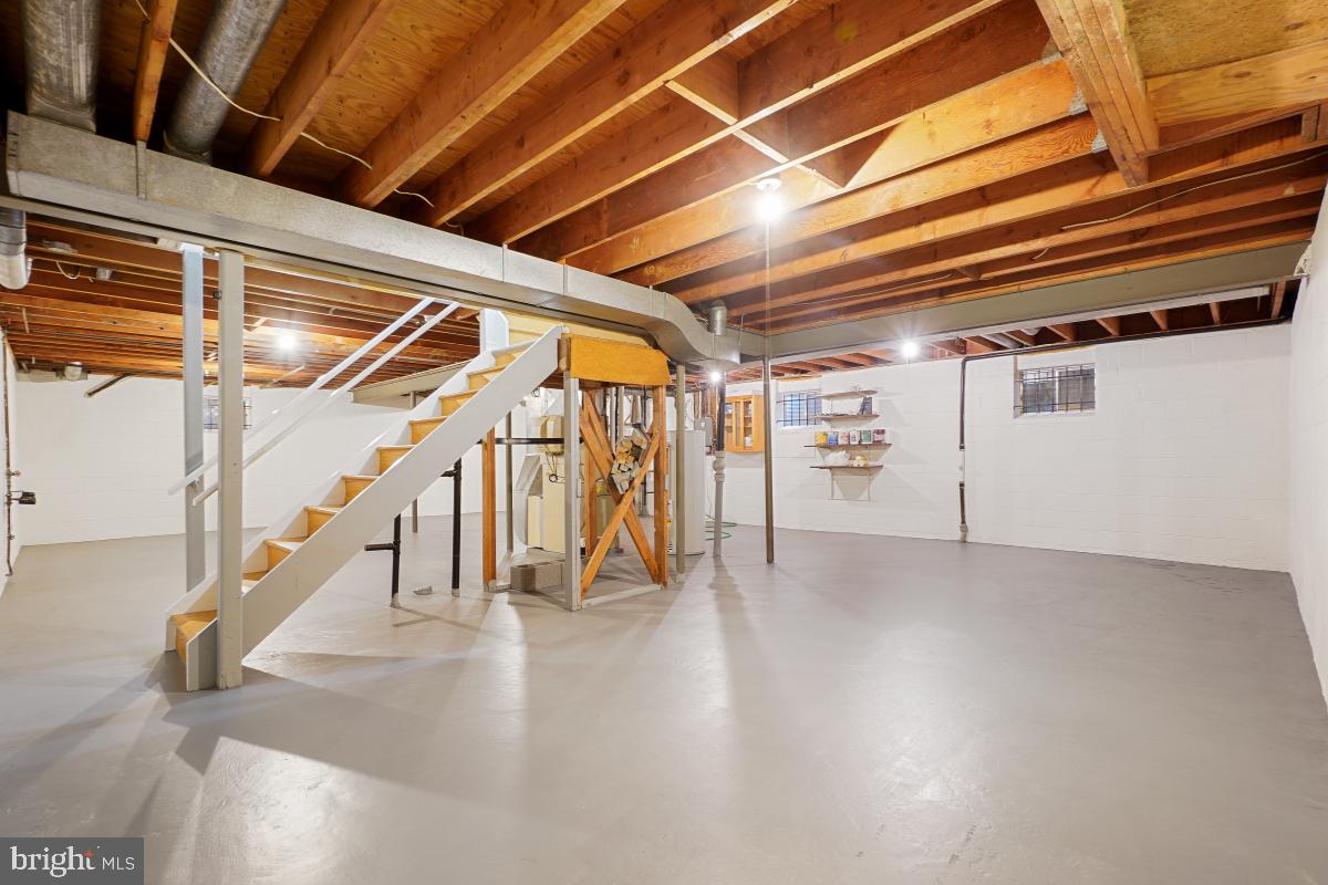 GREEN TREE MANOR - Residential