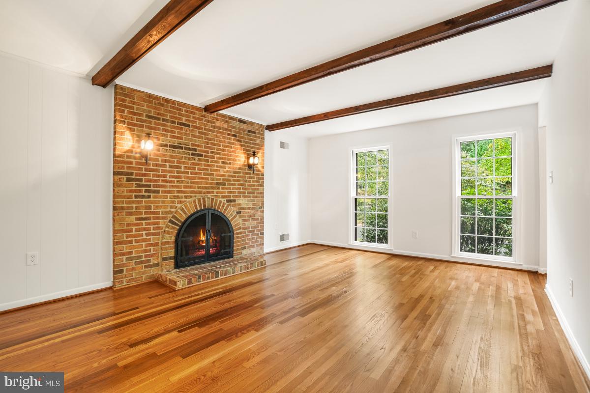 GREEN TREE MANOR - Residential