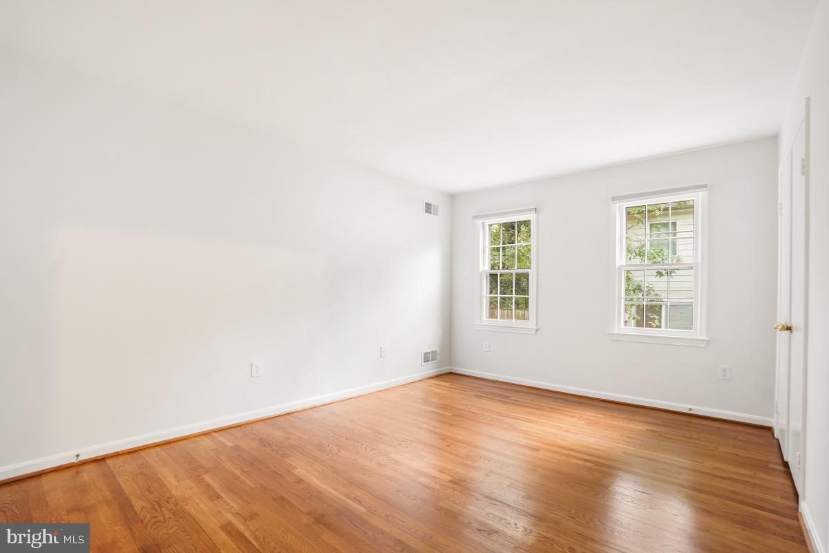 GREEN TREE MANOR - Residential