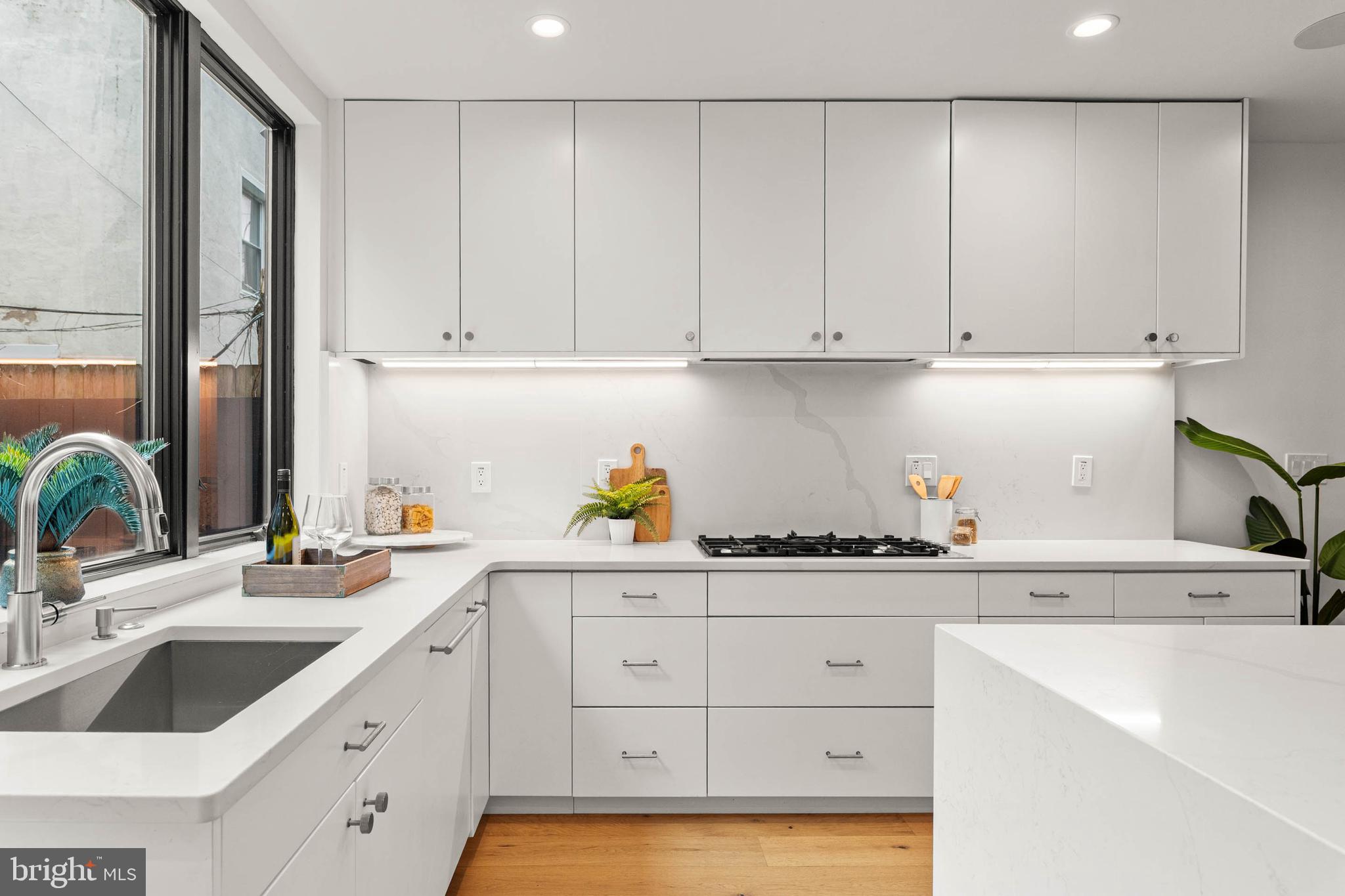 GRADUATE HOSPITAL - Residential