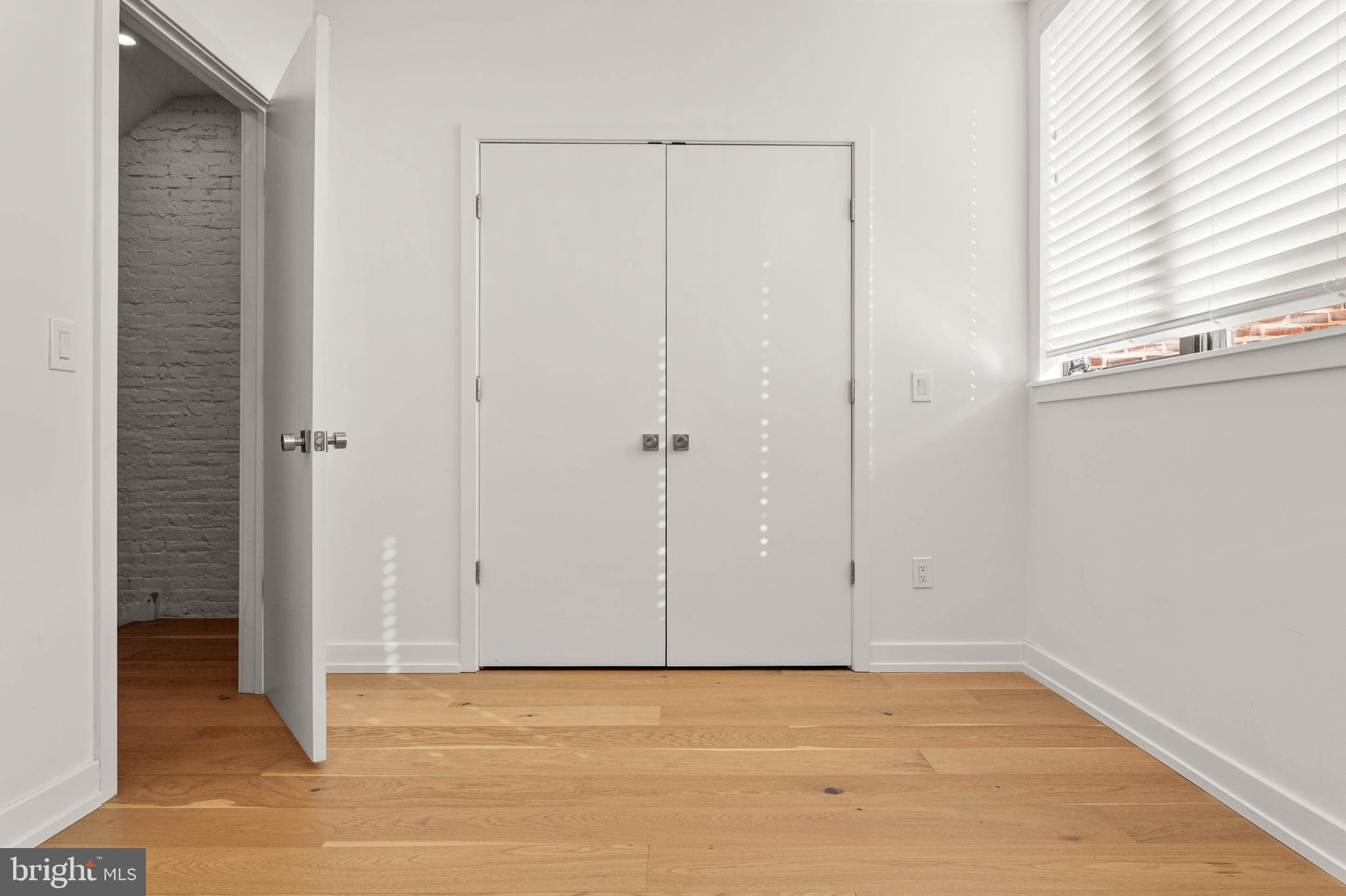 GRADUATE HOSPITAL - Residential