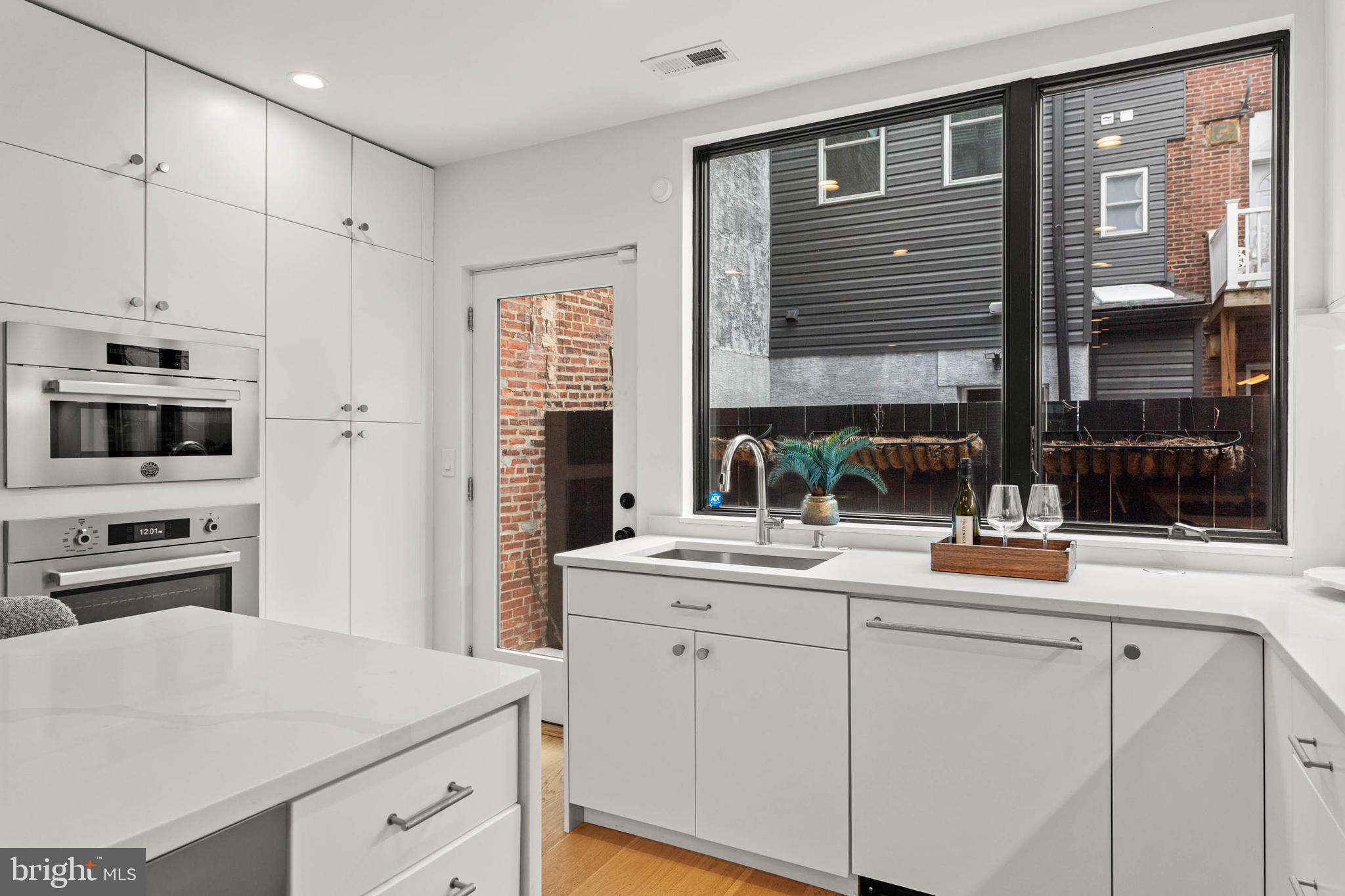 GRADUATE HOSPITAL - Residential