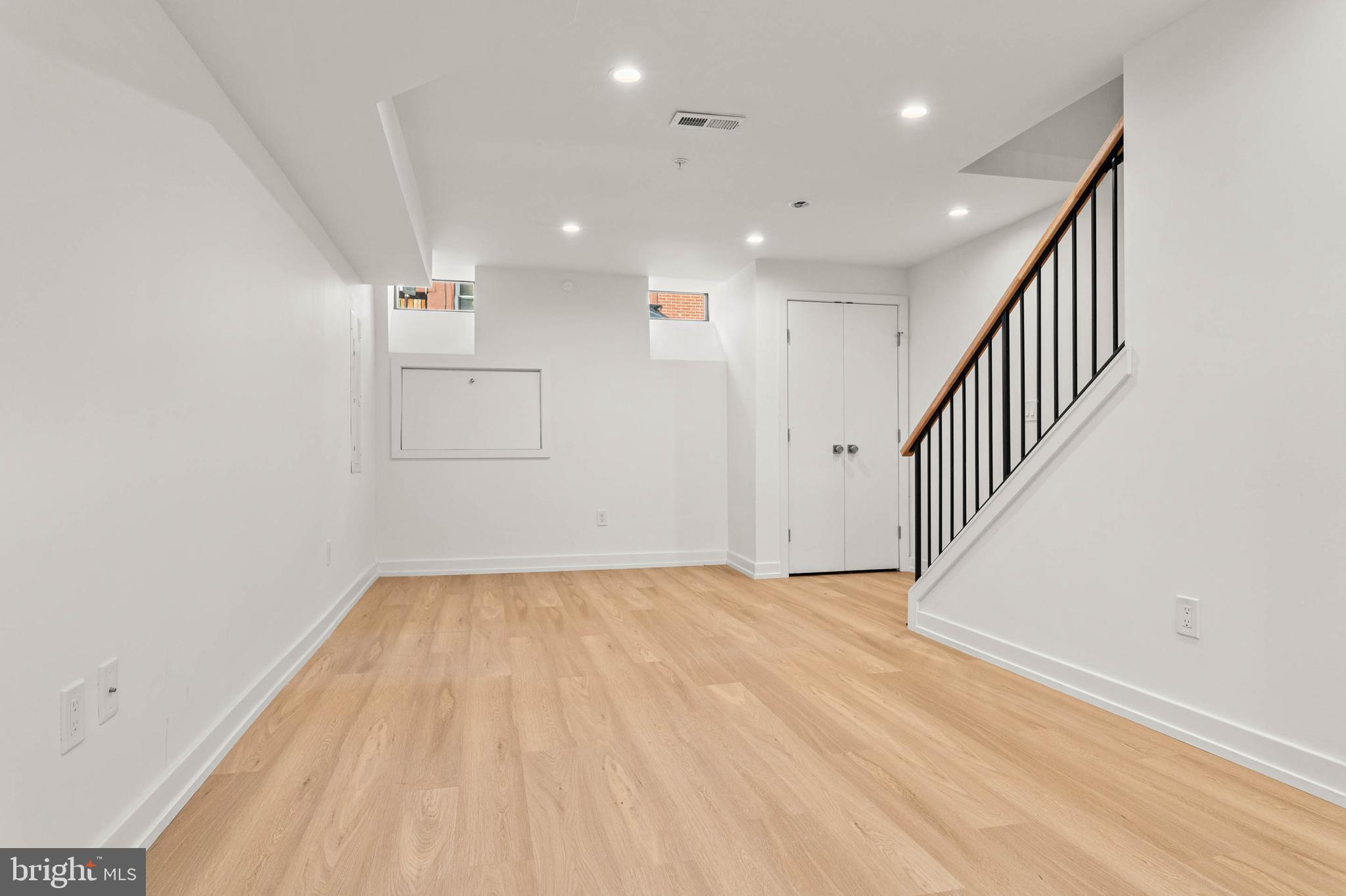 GRADUATE HOSPITAL - Residential