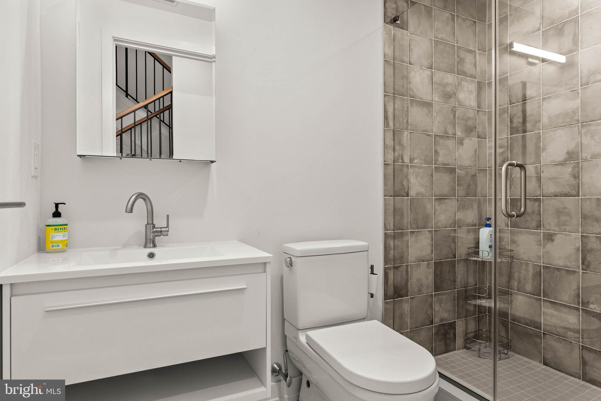 GRADUATE HOSPITAL - Residential