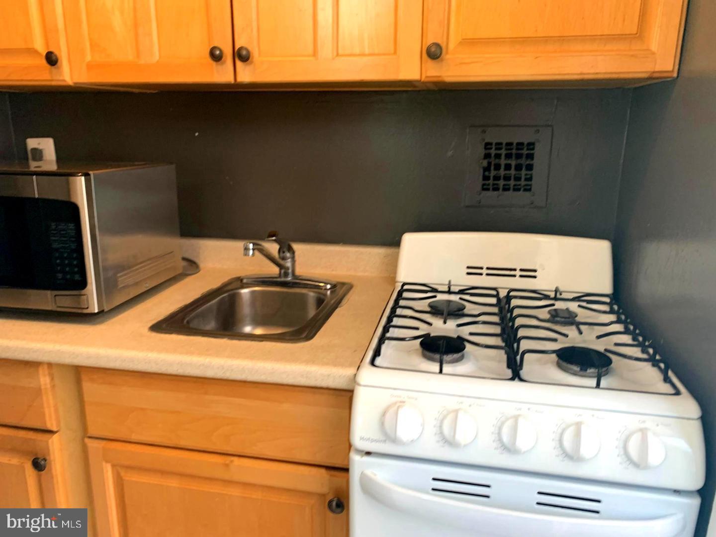 RIVER PLACE NORTH - Residential