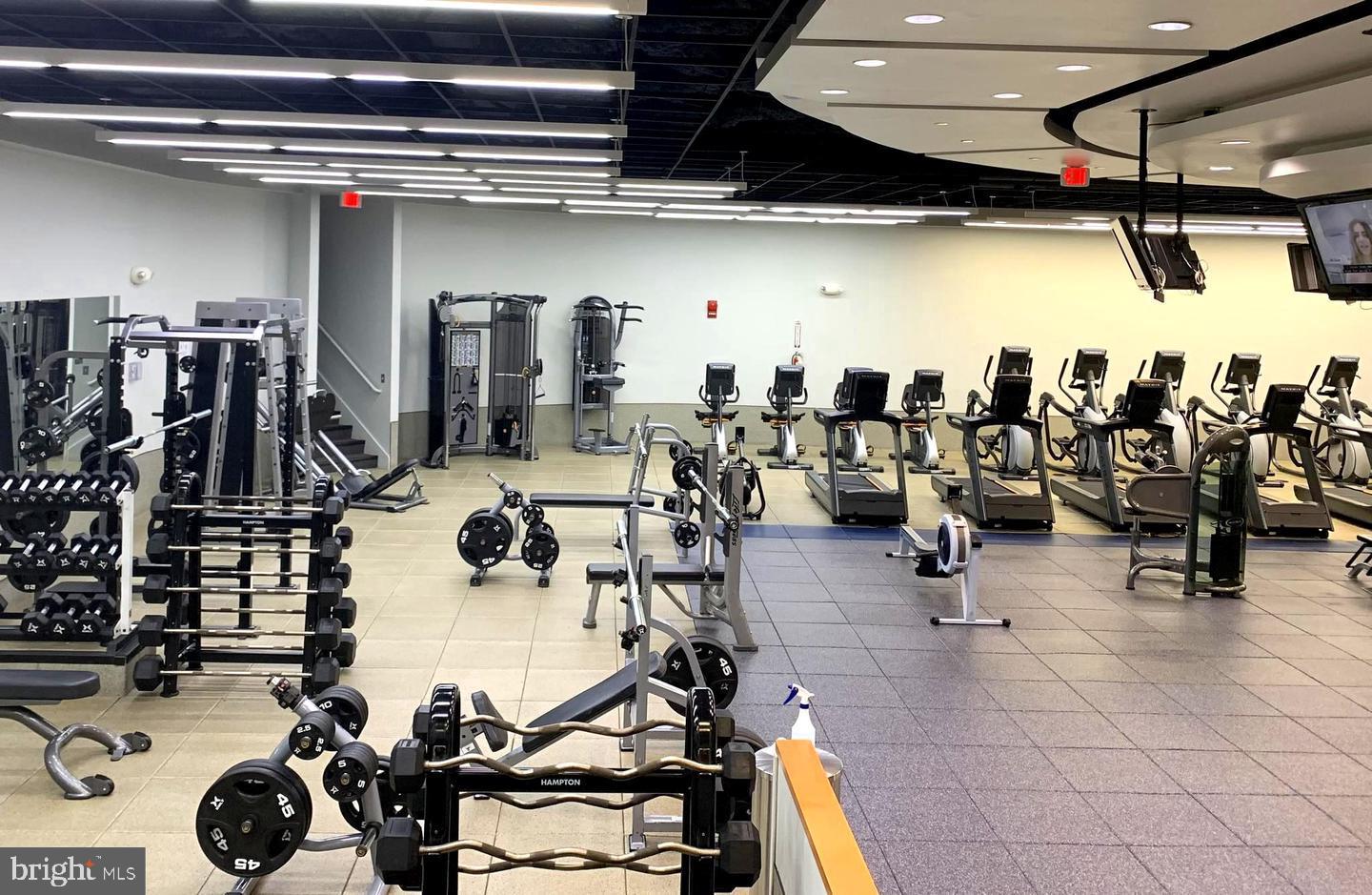 RIVER PLACE NORTH - Residential