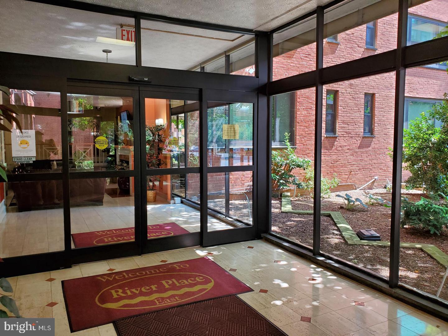 1021 ARLINGTON BOULEVARD 702