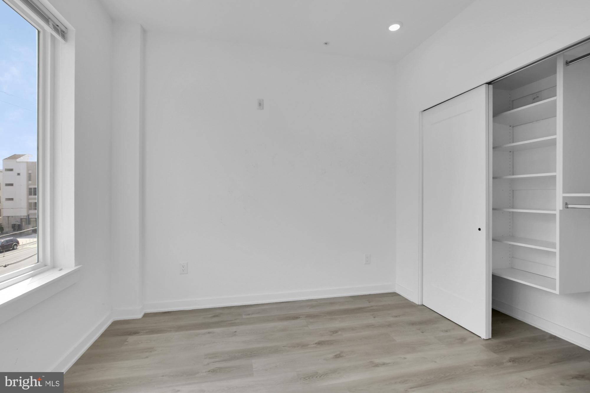 EAST KENSINGTON - Residential Lease