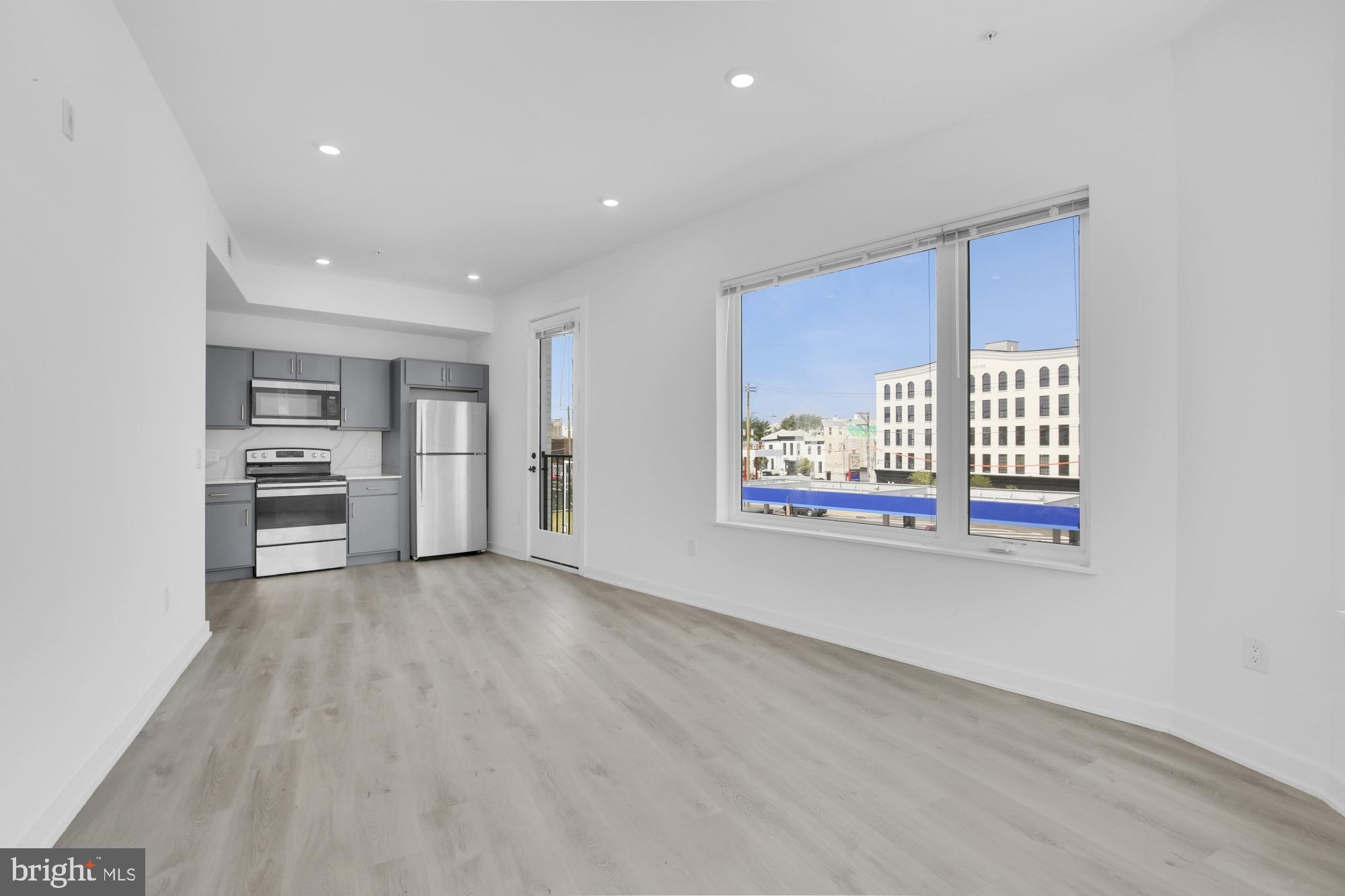 EAST KENSINGTON - Residential Lease