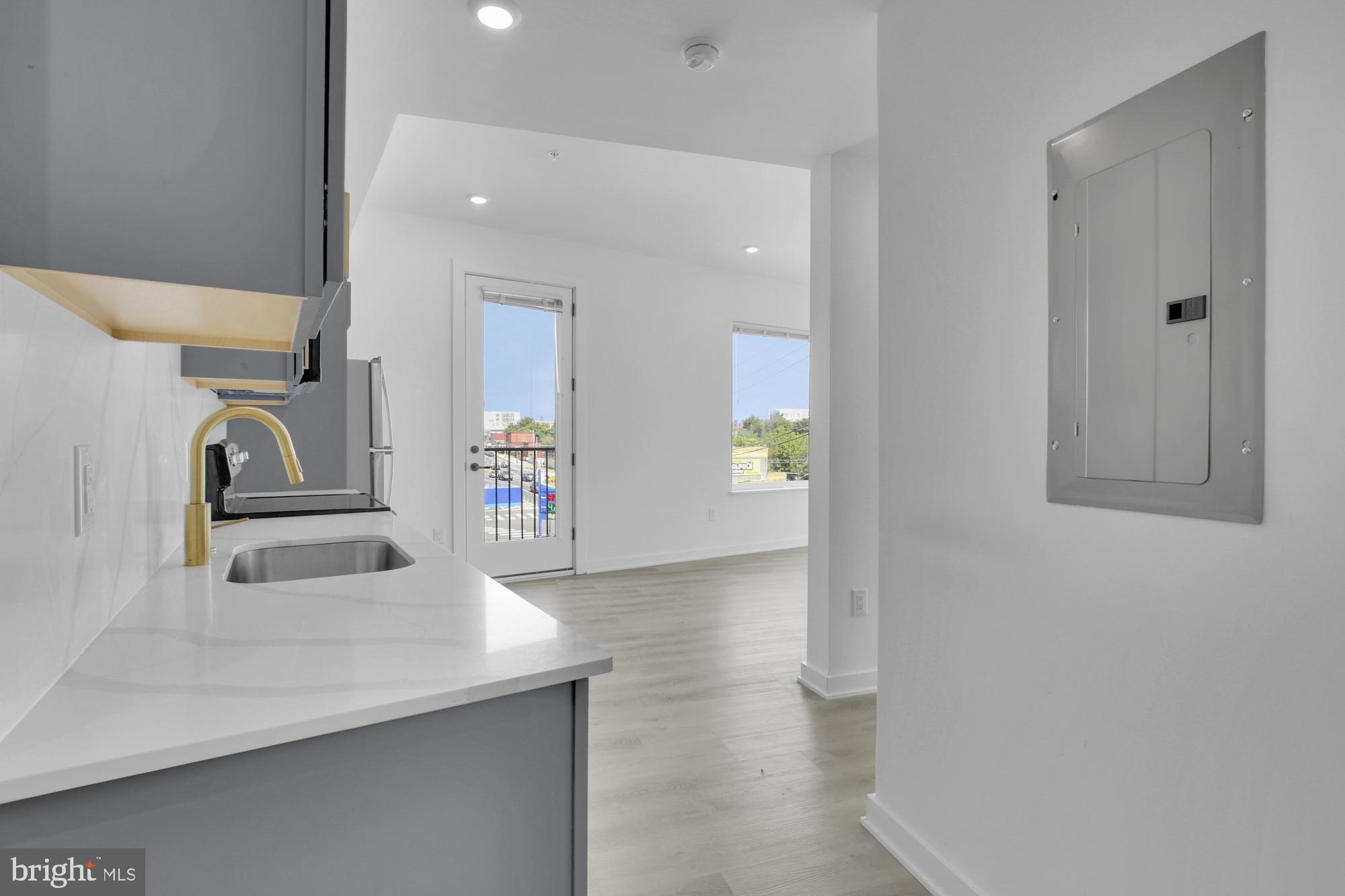 EAST KENSINGTON - Residential Lease