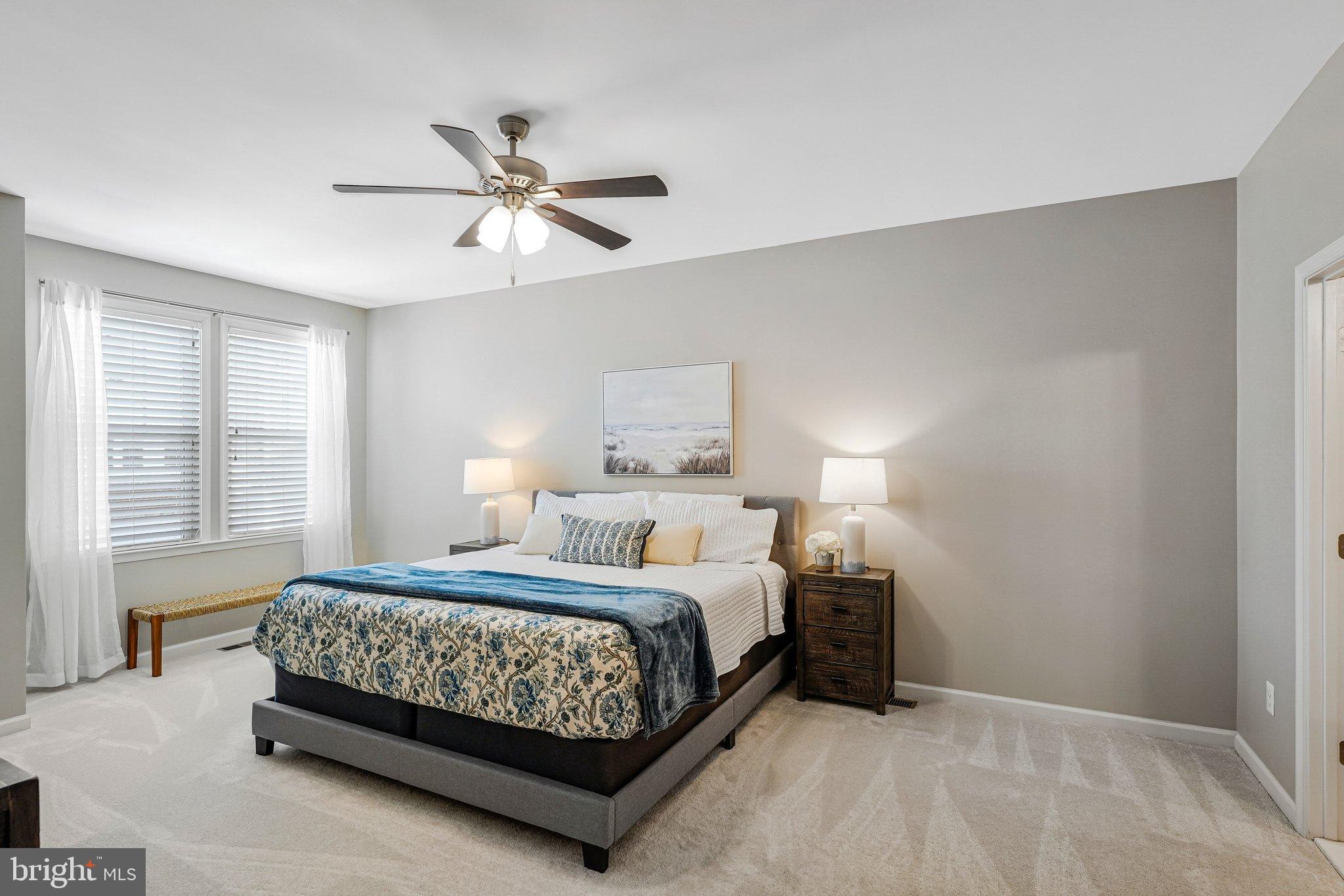 STONE RIDGE LANDBAY 5R - Residential