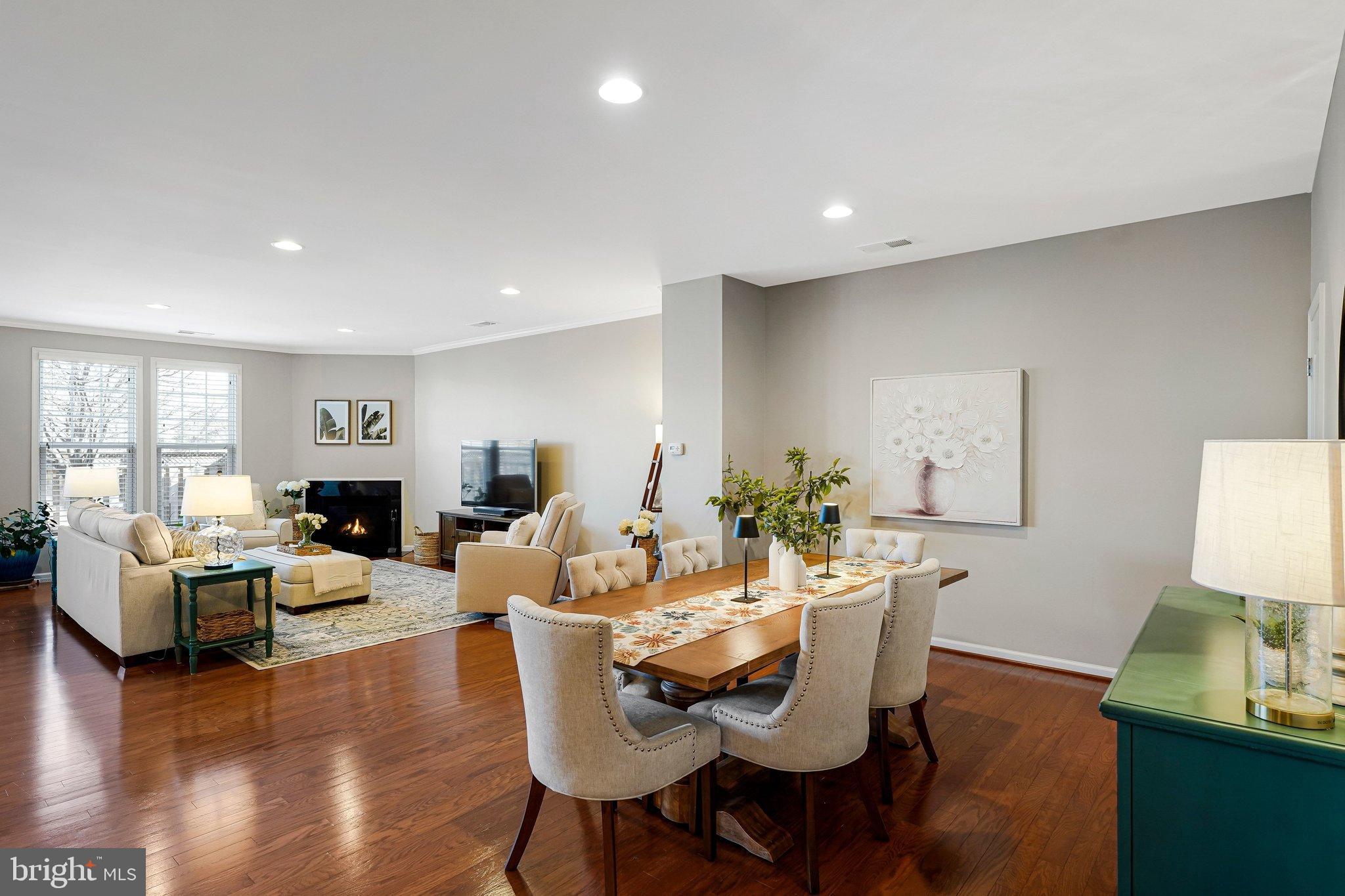 STONE RIDGE LANDBAY 5R - Residential