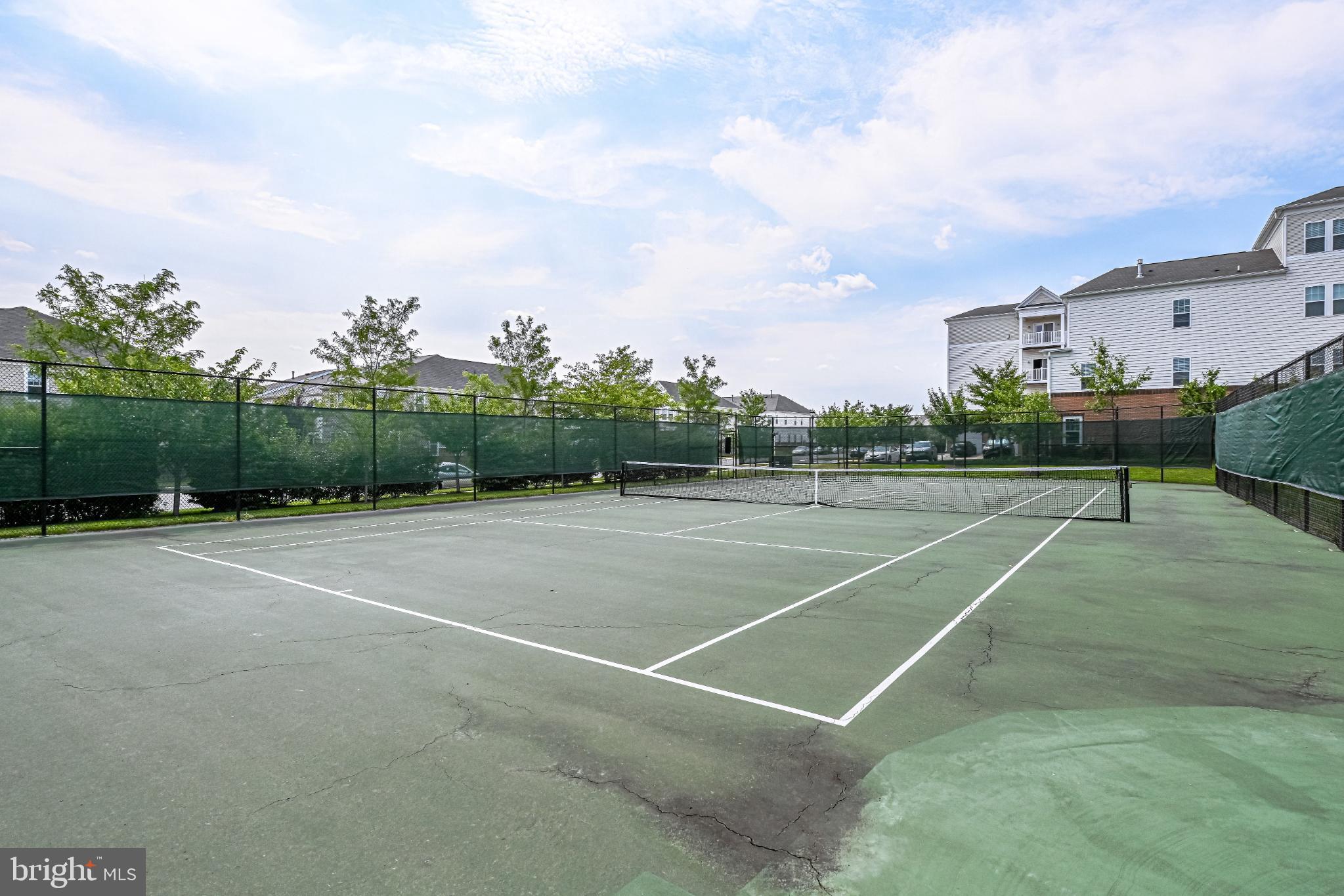 STONE RIDGE LANDBAY 5R - Residential