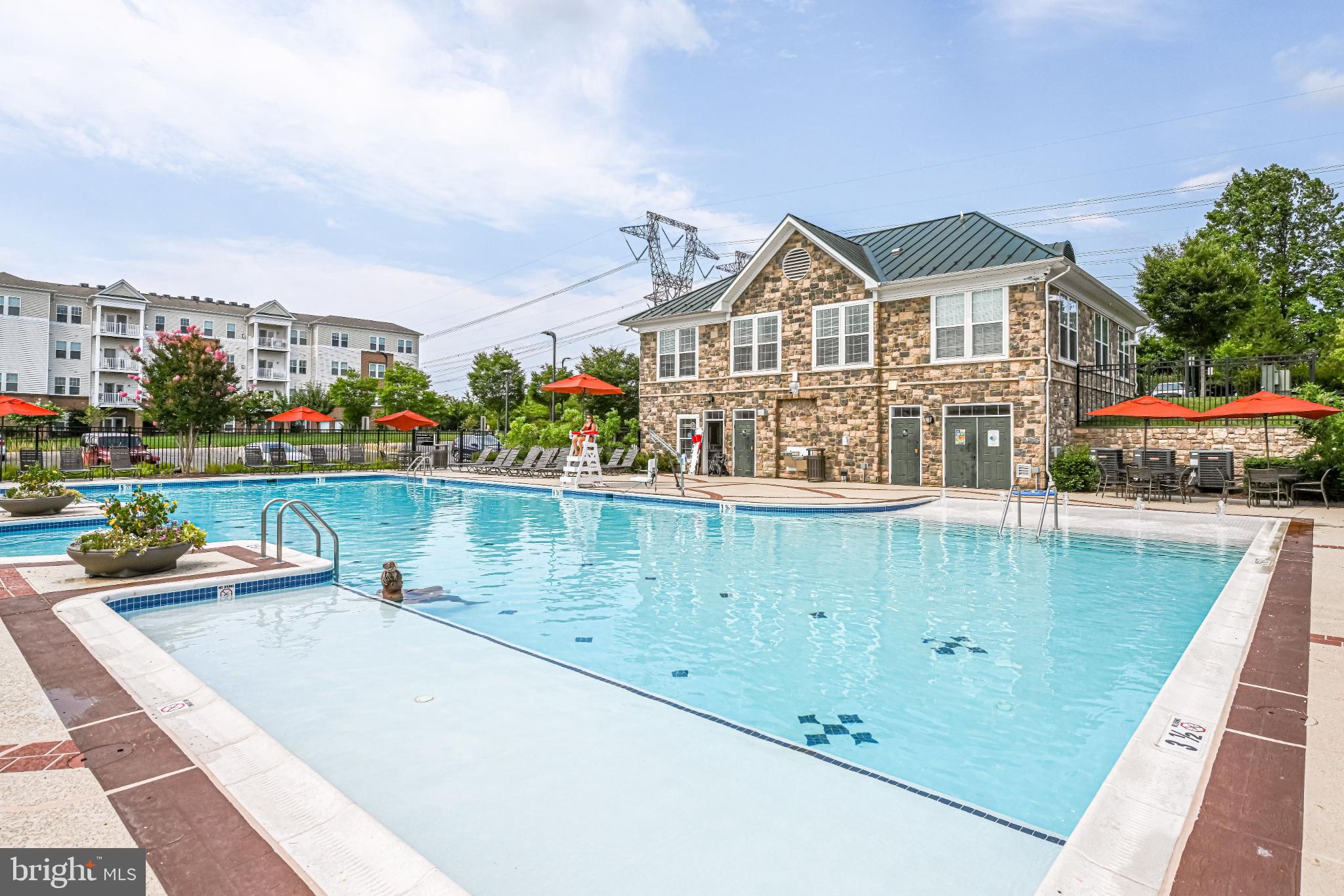 STONE RIDGE LANDBAY 5R - Residential