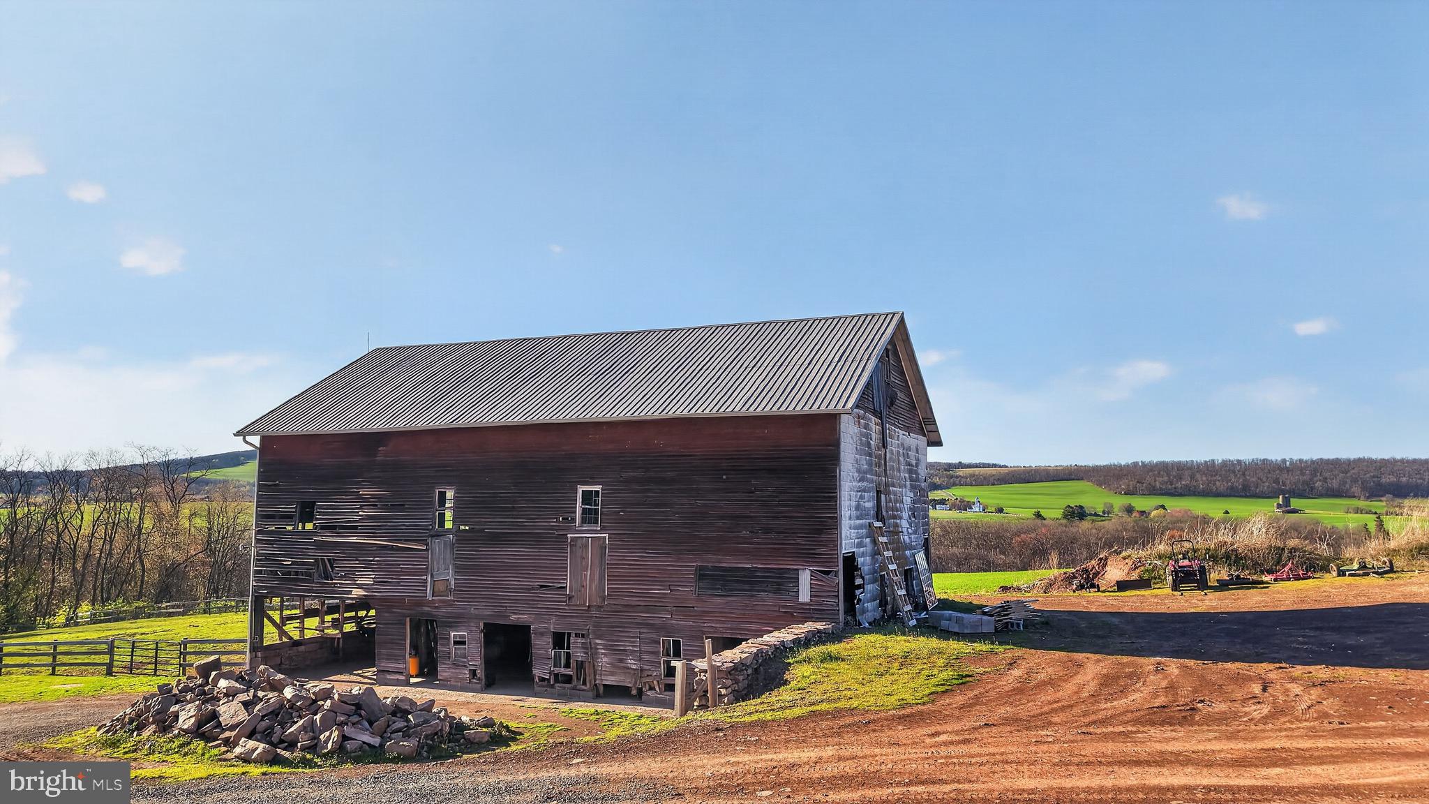 HALIFAX TOWNSHIP - Residential
