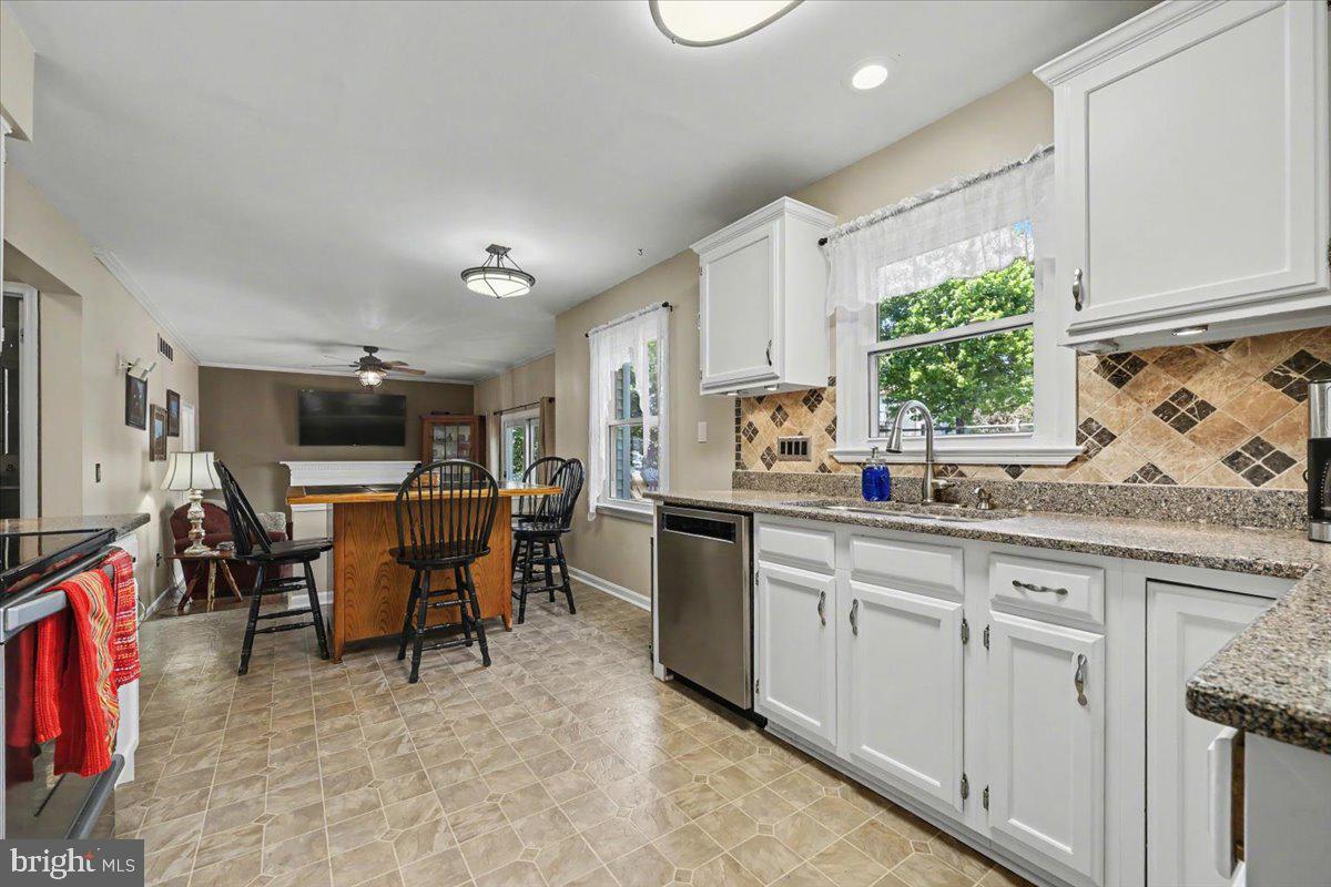 WINDING BROOKE EST - Residential