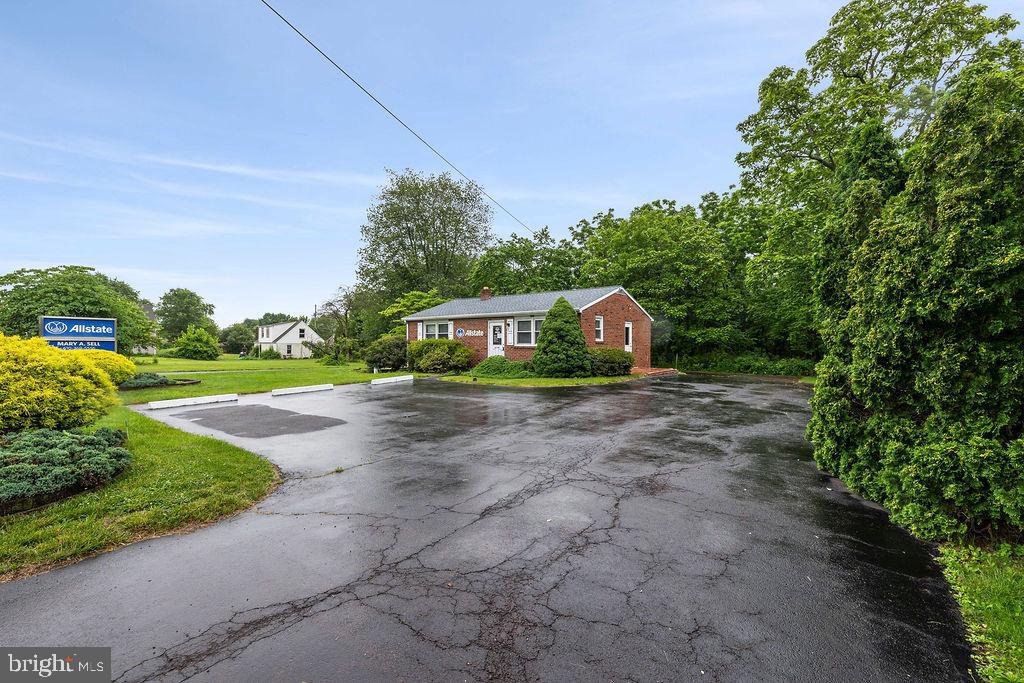 1569 SWAMP PIKE