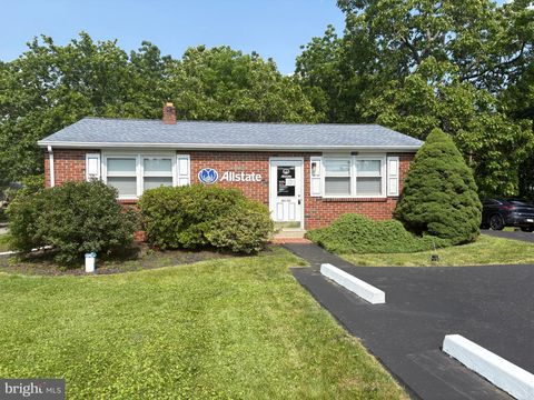 1569 SWAMP PIKE GILBERTSVILLE PA 19525