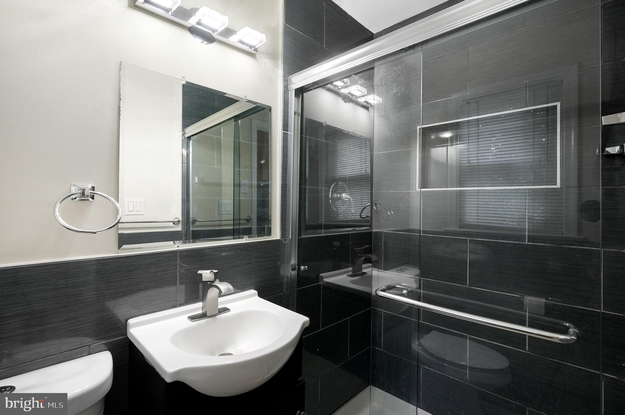 ORANGE HUNT ESTATES - Residential Lease