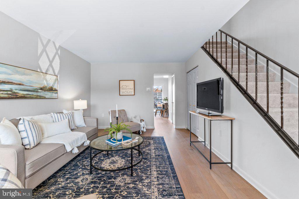 SUSSEX SQUARE CONDO - Residential