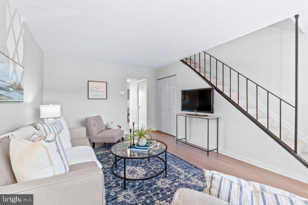 SUSSEX SQUARE CONDO - Residential