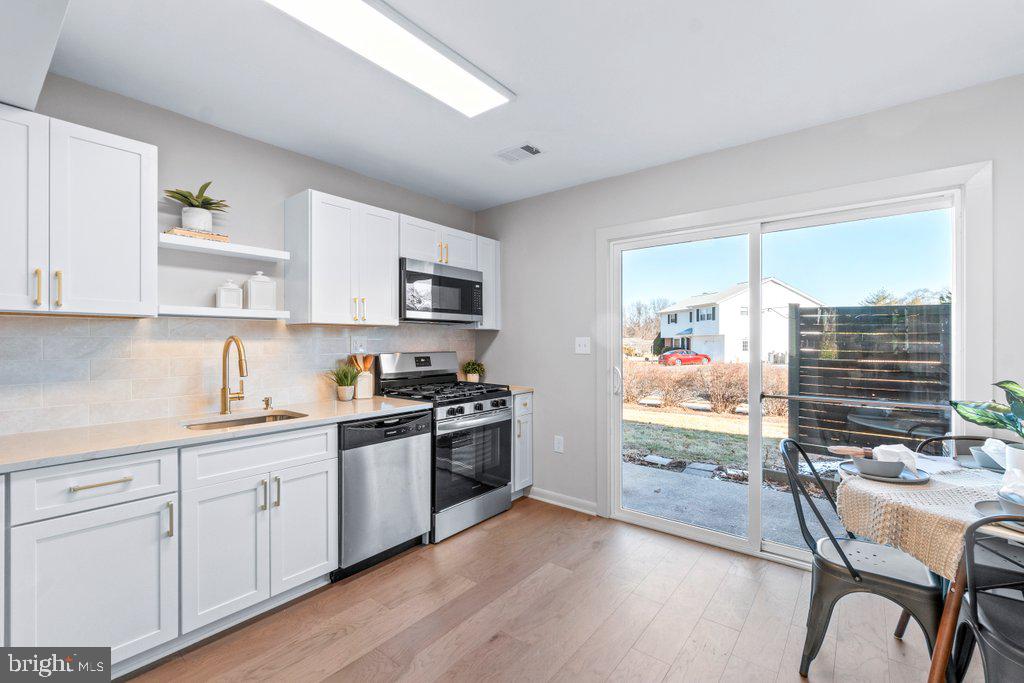 SUSSEX SQUARE CONDO - Residential