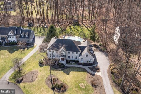 Homes For Sale - 81 Barrington Lane<br/> CHESTER SPRINGS, PA 19425