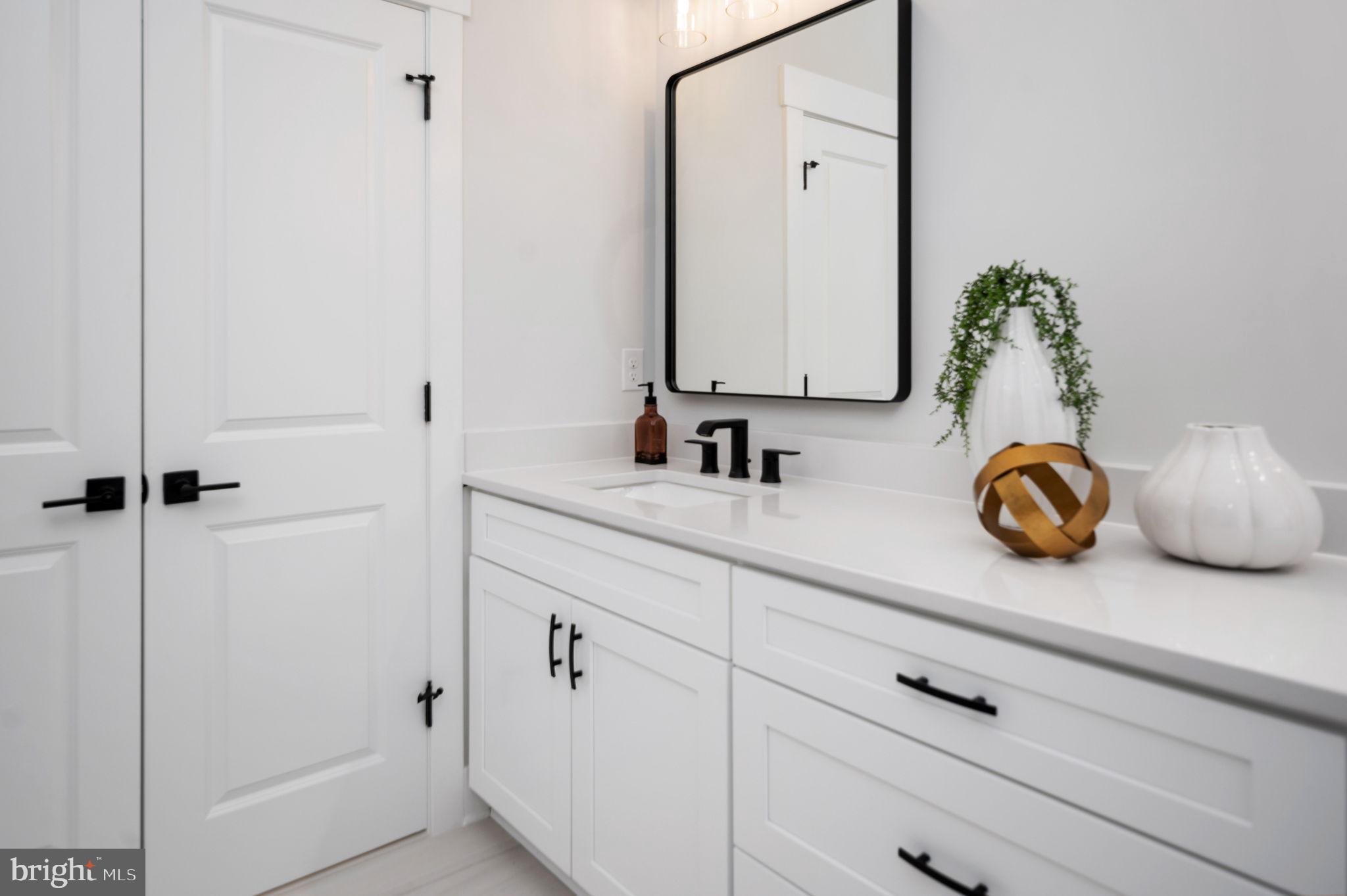 ROSNI ESTATES - Residential