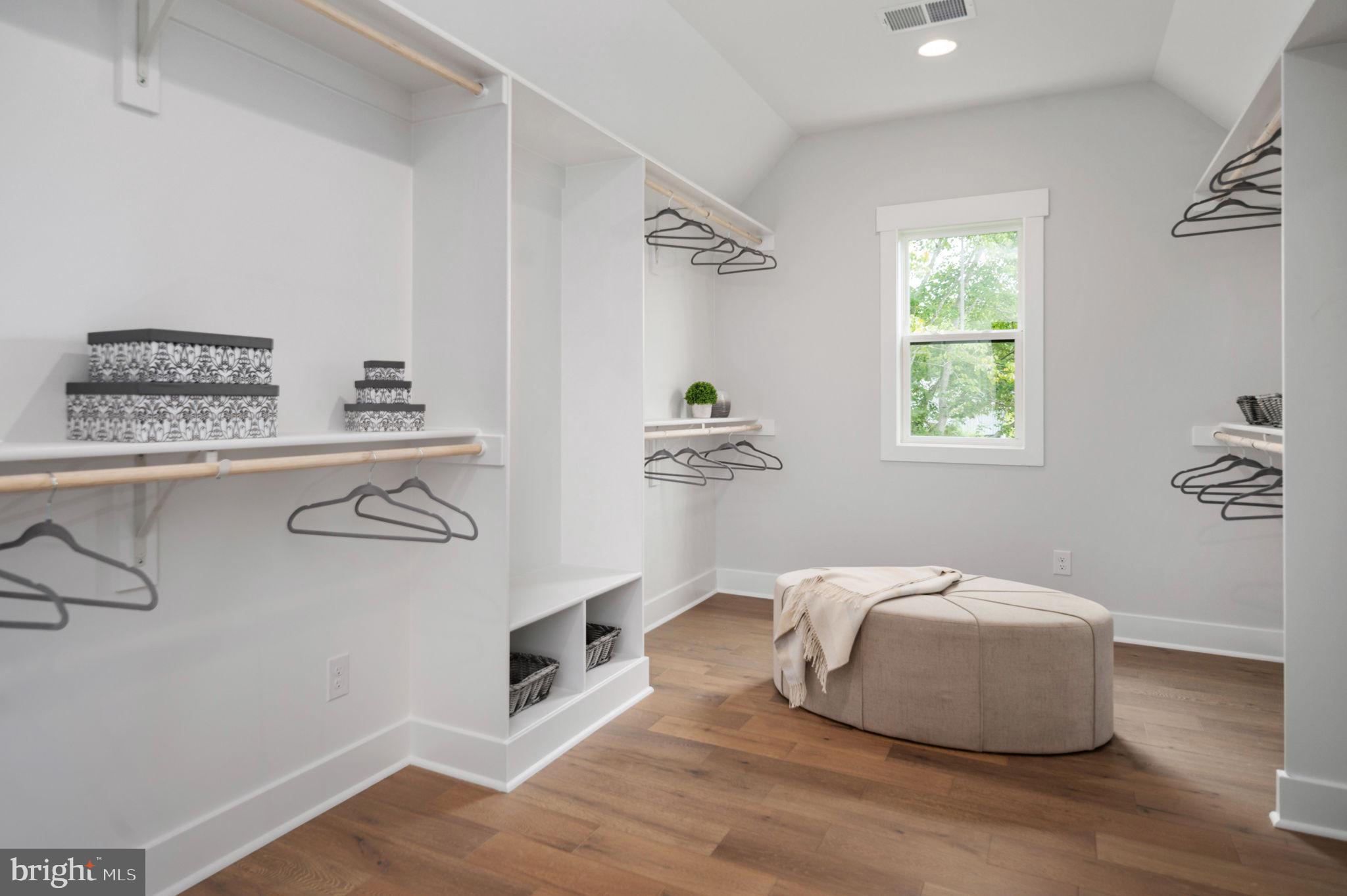 ROSNI ESTATES - Residential