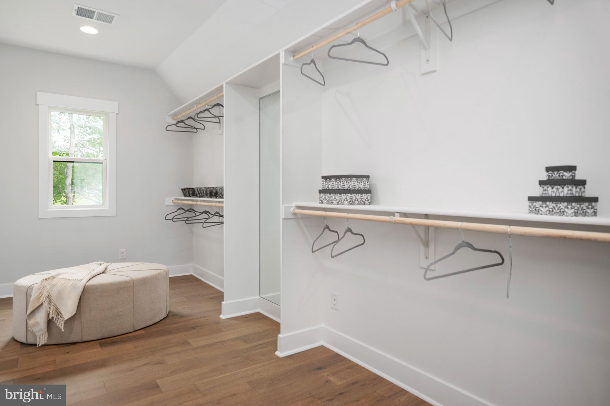 ROSNI ESTATES - Residential