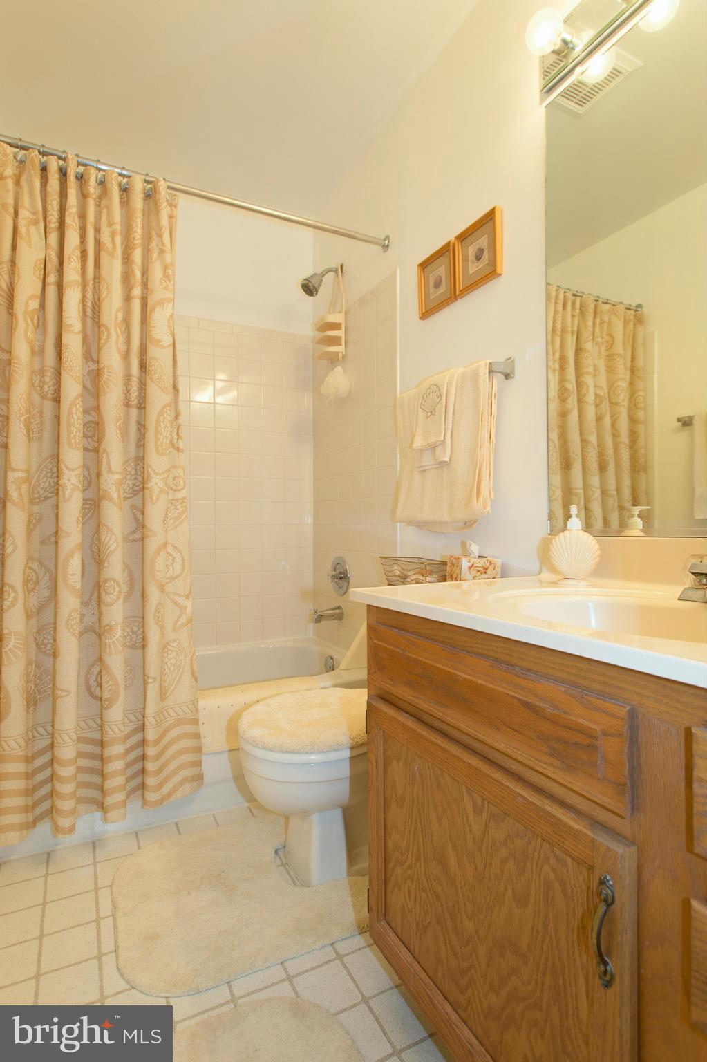 STRATFORD PLACE AT KINGS - Residential