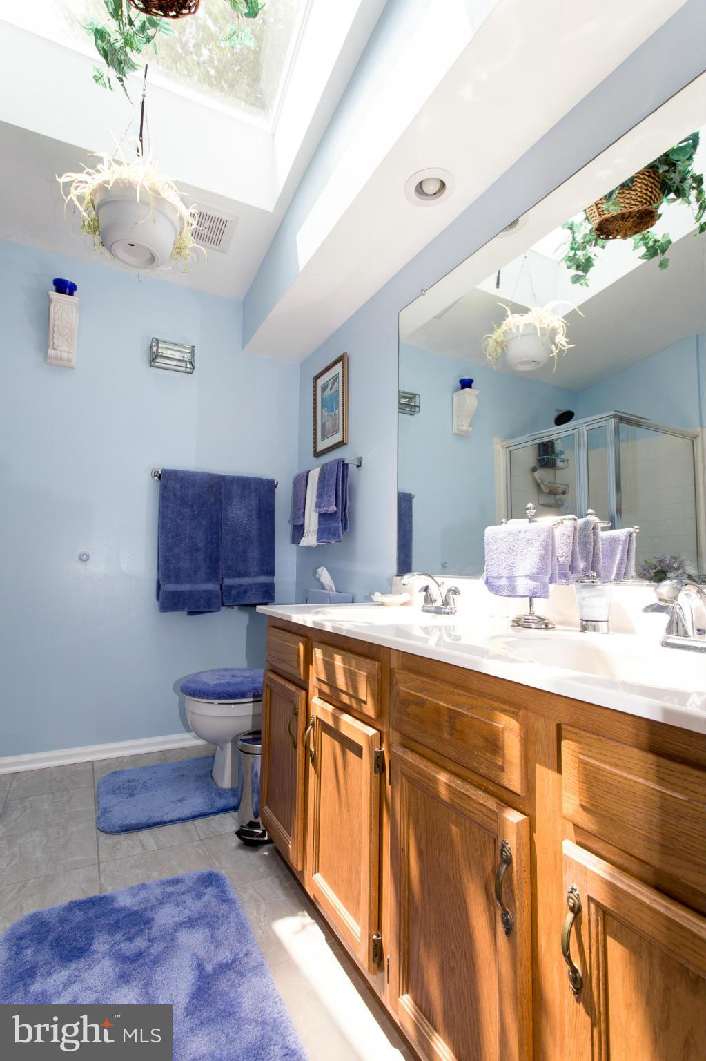 STRATFORD PLACE AT KINGS - Residential