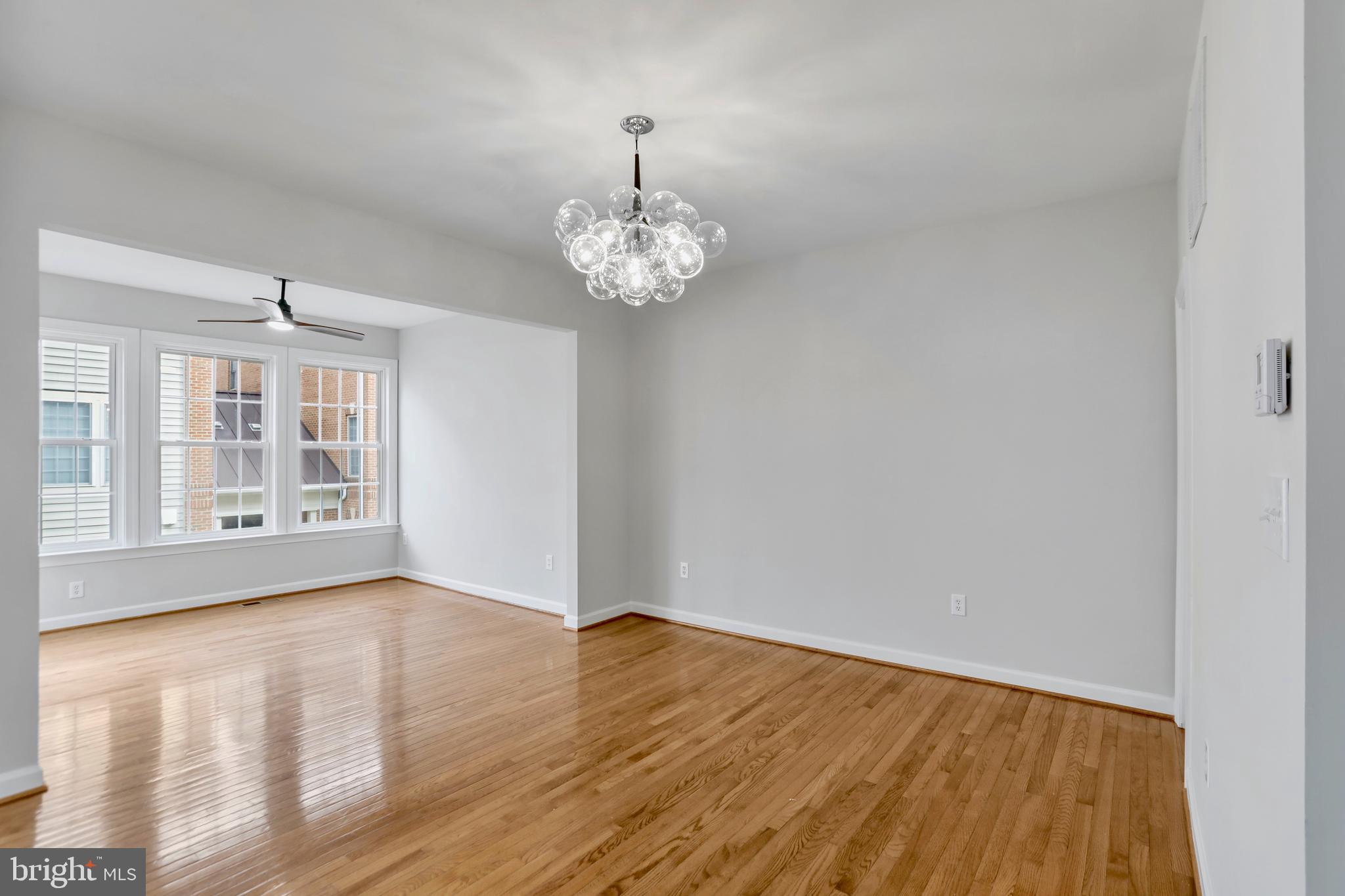 WILLOW OAKS AT FAIR LAKES - Residential