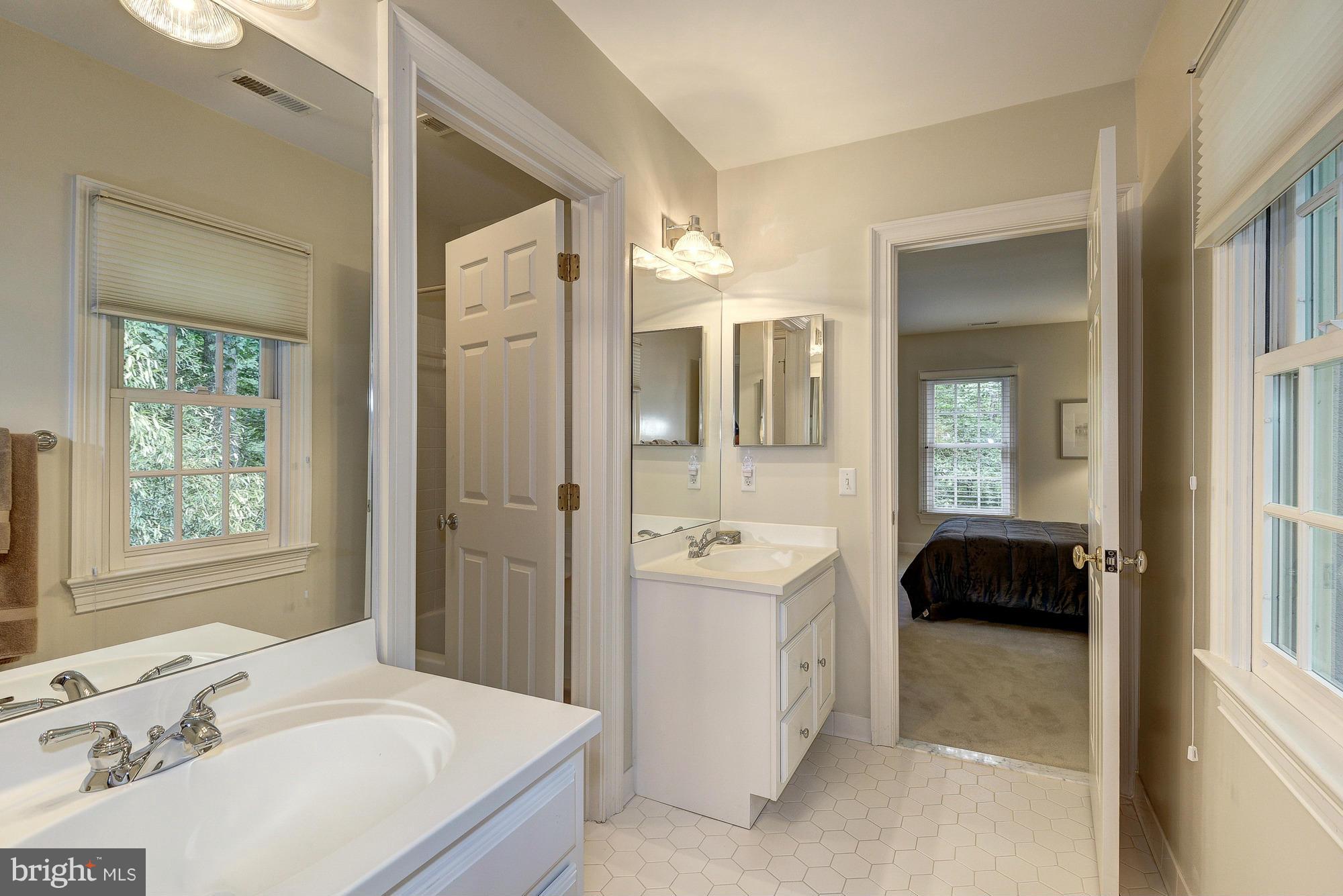 CHINQUAPIN - Residential