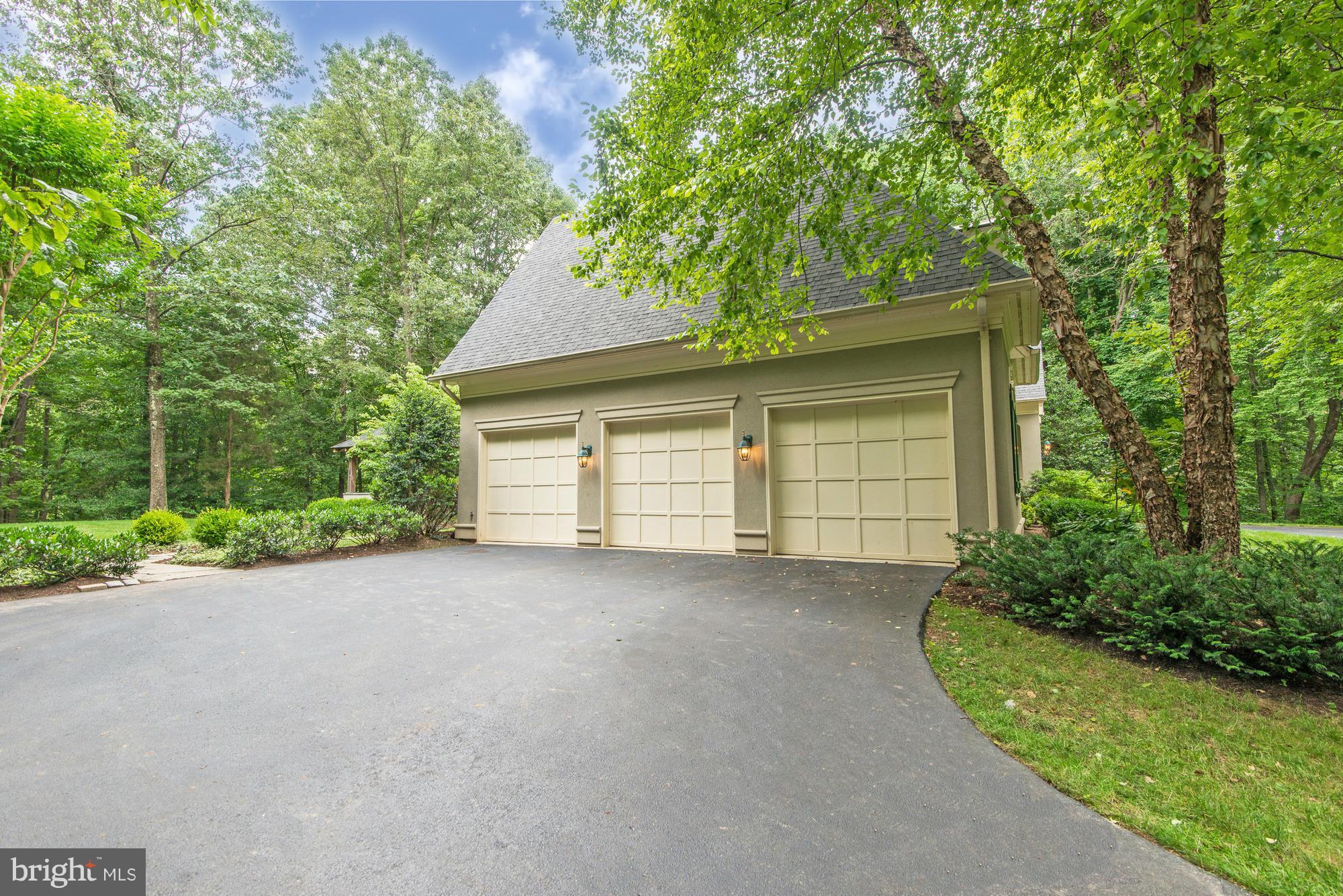 CHINQUAPIN - Residential