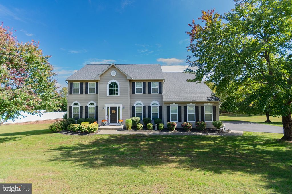 Photo of 74 Drumwood Road, MARTINSBURG, WV 25403 (MLS # WVBE2045060)
