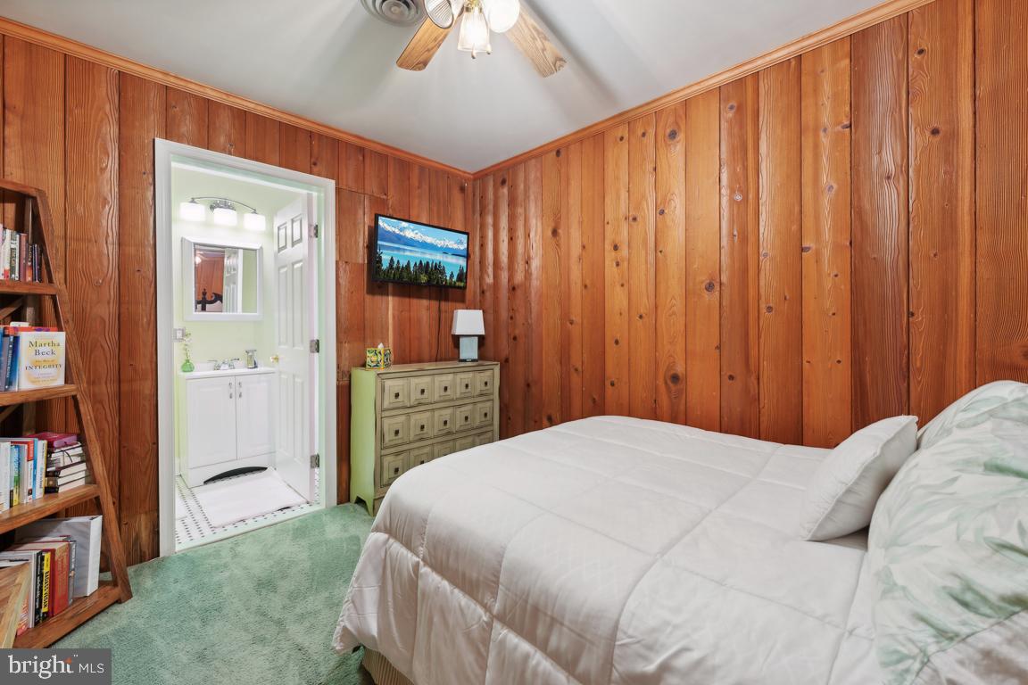 LIVINGSTON GROVE - Residential