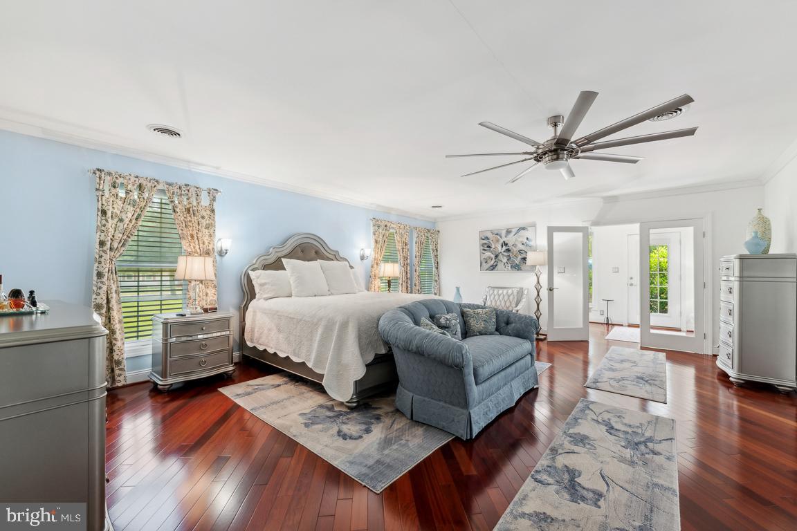 LIVINGSTON GROVE - Residential