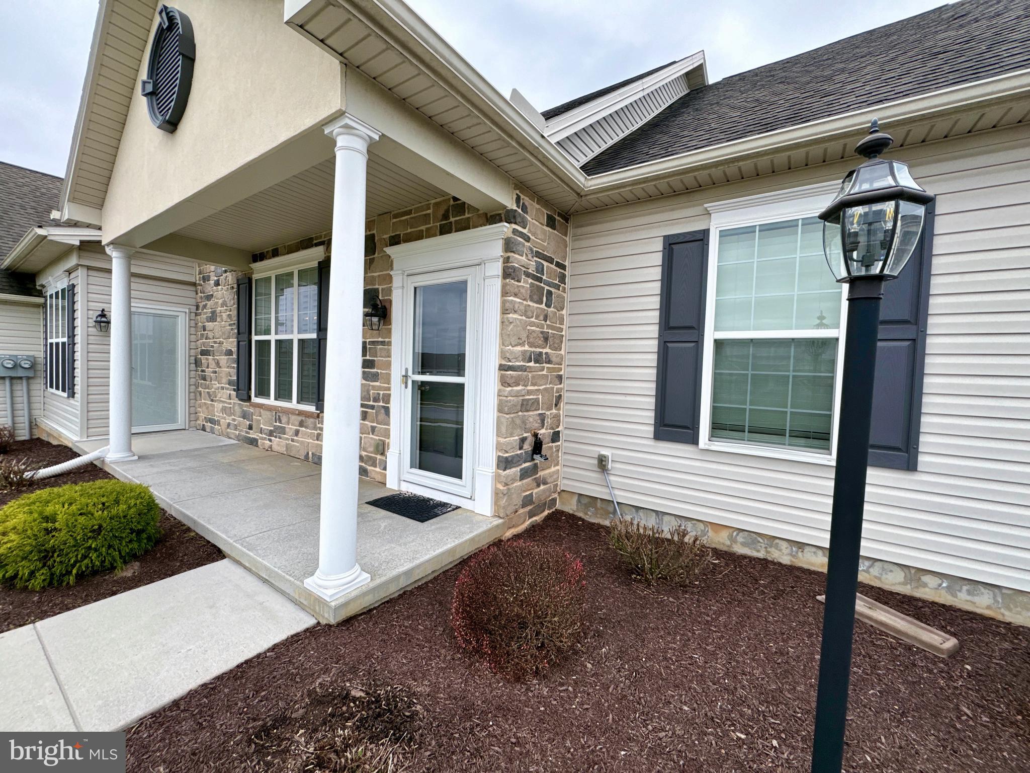 160 DOLOMITE DRIVE 12B